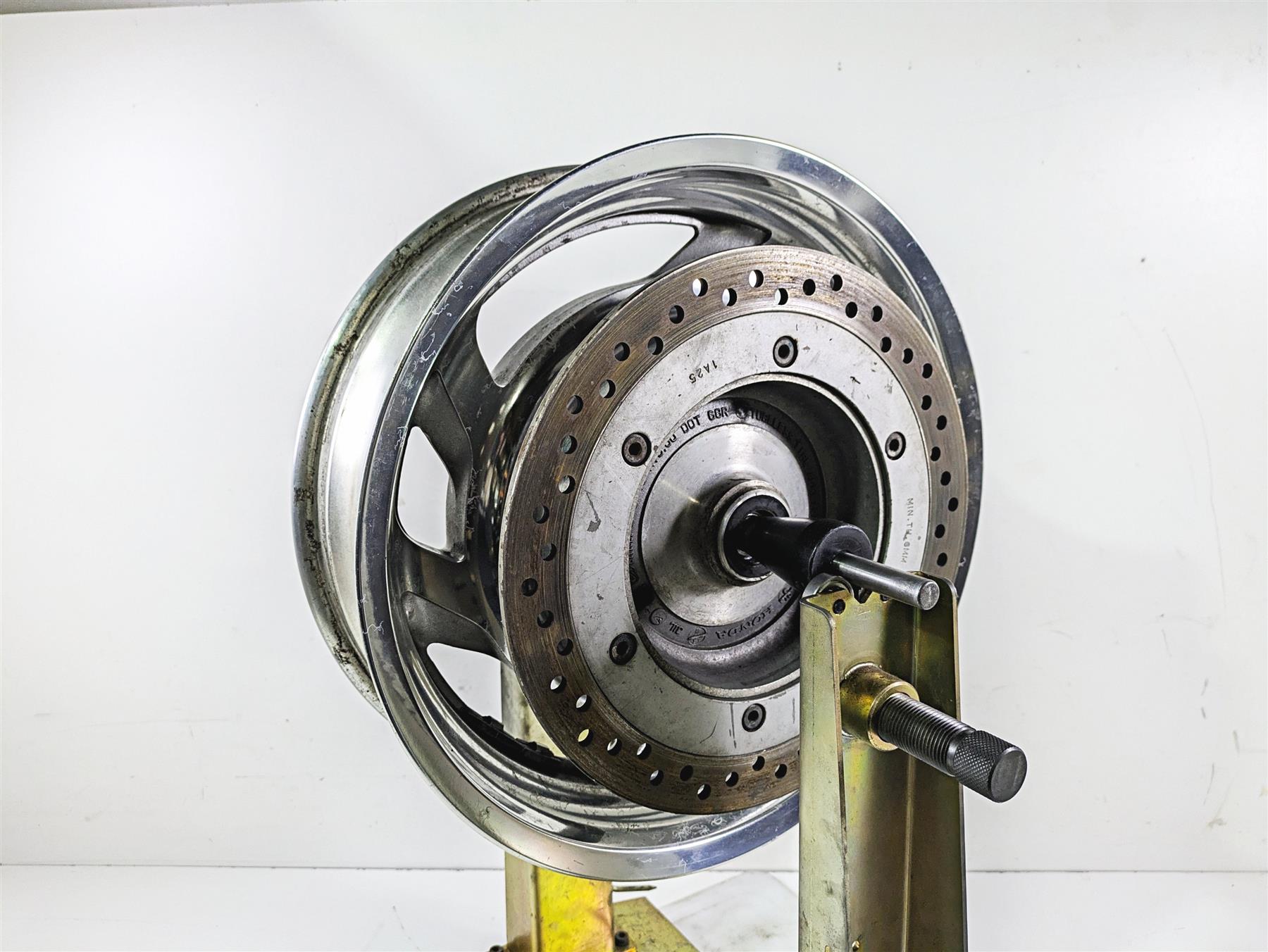 2002 Honda GL1500 CD Valkyrie Deluxe Rear Wheel Rim 16x5 42650-MZ0-B21 {{ shop.shopifyCountryName }} - Mototech271
