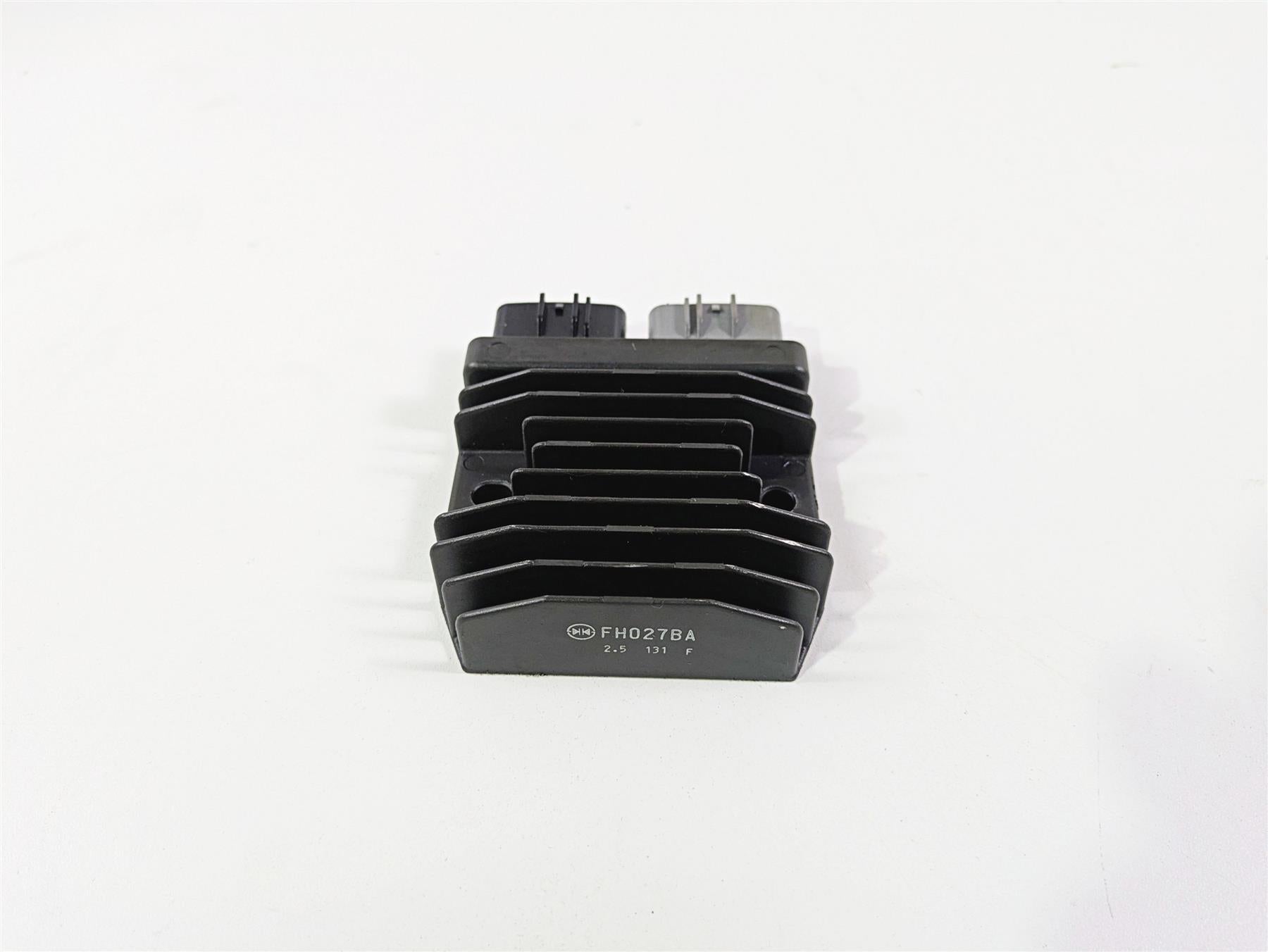 2023 Suzuki GSX1300 RR Hayabusa Rectifier Voltage Regulator FH027BA 32800-26J10 {{ shop.shopifyCountryName }} - Mototech271