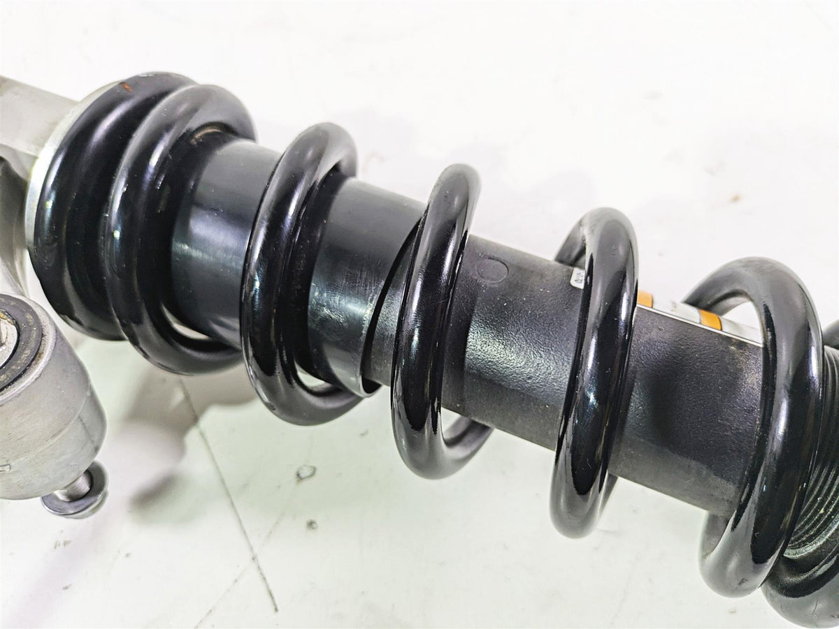 2024 Kawasaki ZX6R ZX636 Ninja Straight Rear Suspension Shock 45014-0393-52E {{ shop.shopifyCountryName }} - Mototech271