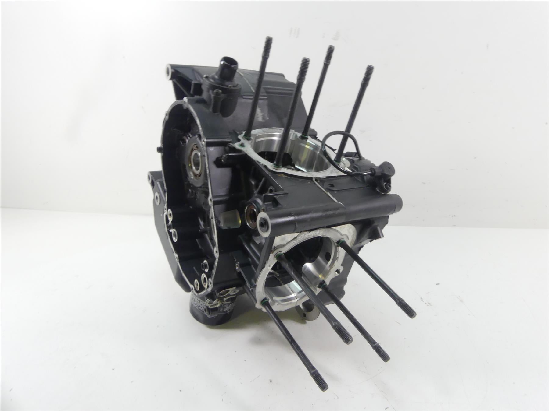 2015 Ducati Monster 1200 S Engine Crankcase Crank Case Set 69927481A {{ shop.shopifyCountryName }} - Mototech271