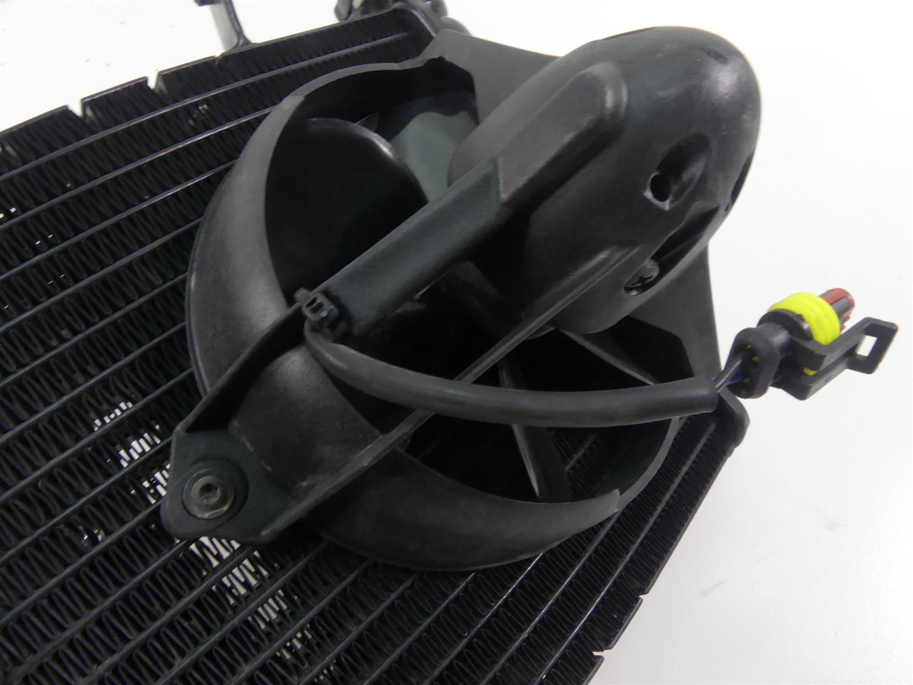 2004 Ducati 999 SBK Radiator Cooler Fan Hoses Set 54840401A {{ shop.shopifyCountryName }} - Mototech271