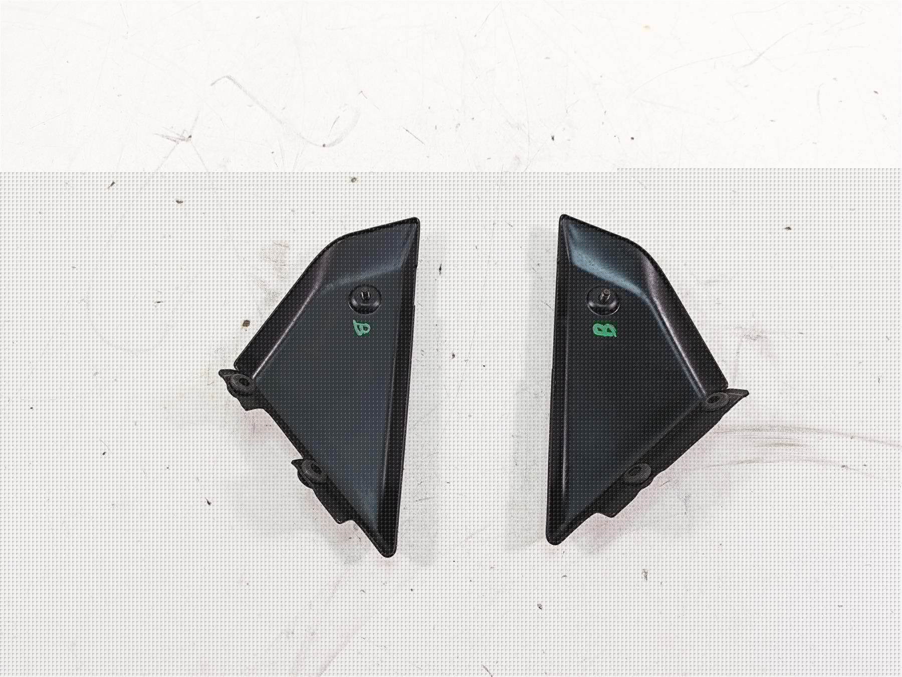 2020 Ducati Scrambler 1100 Sport Pro Fuel Tank Side Cover Fairing Set 4601G331AE {{ shop.shopifyCountryName }} - Mototech271