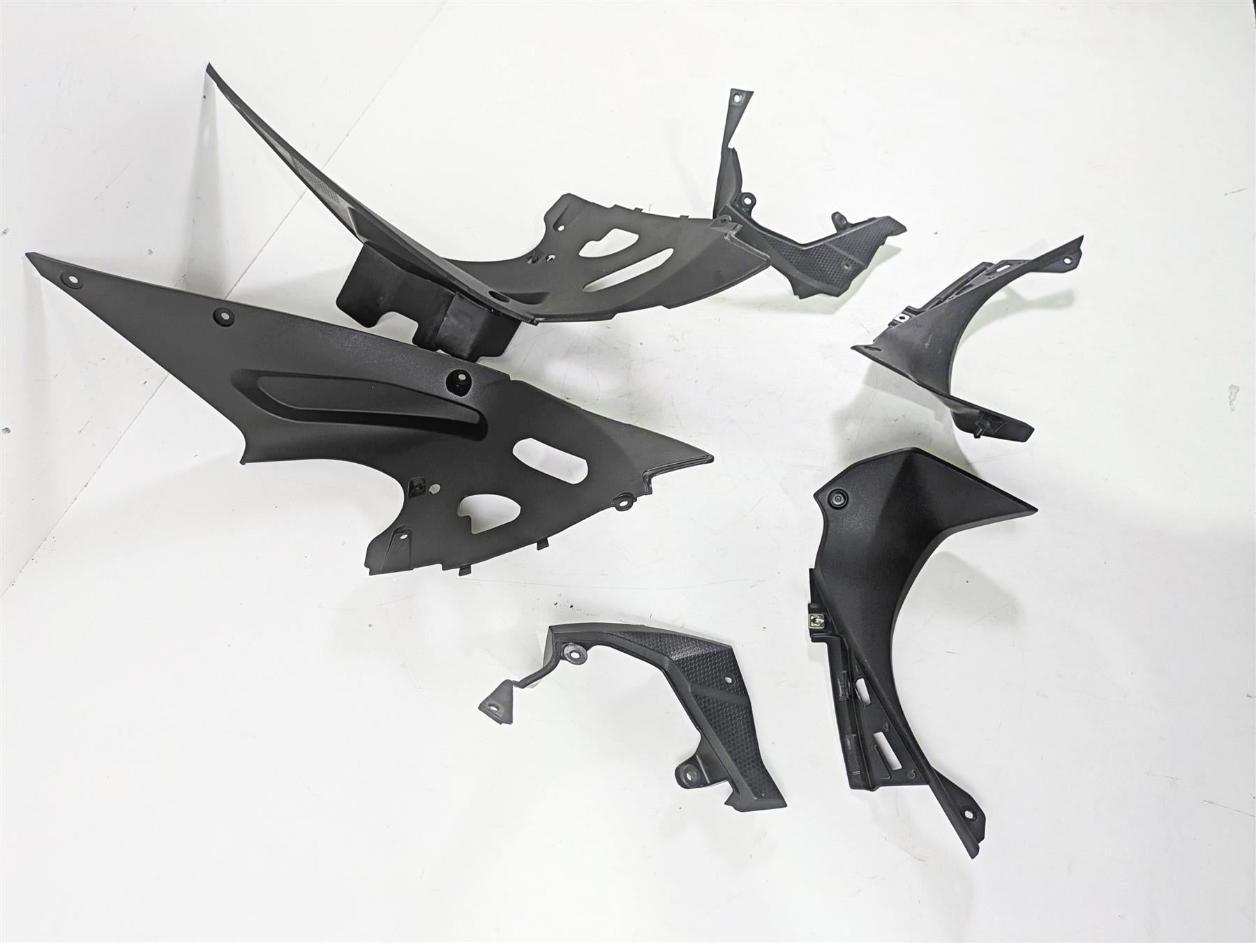 2020 Kawasaki ZX6R ZX636 Ninja Black Molded Plastic Infill Fairing Cover Set {{ shop.shopifyCountryName }} - Mototech271