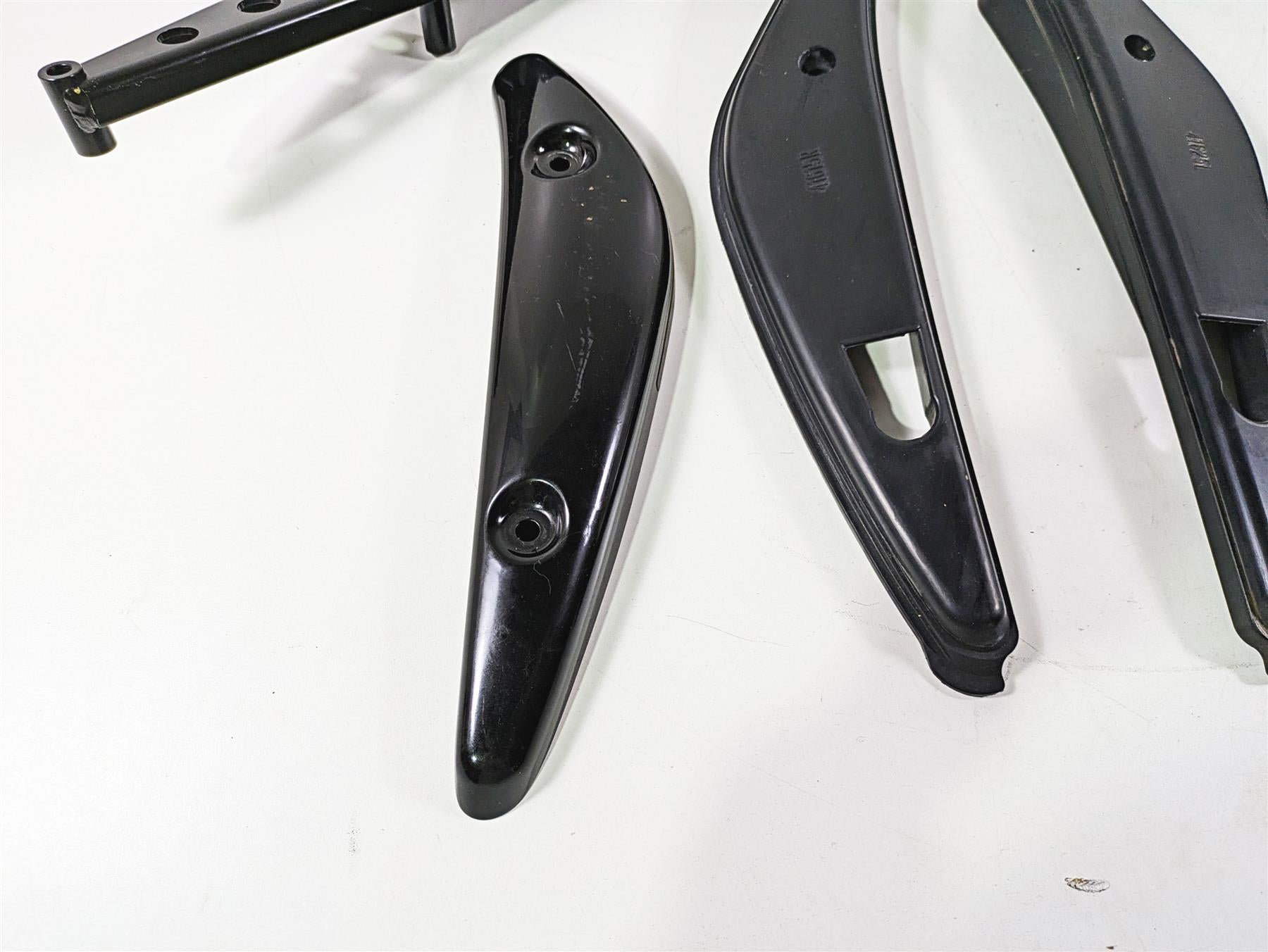2016 Suzuki M109R VZR1800 Boulevard Rear Fender Strut Cover Set 41630-48G20 {{ shop.shopifyCountryName }} - Mototech271