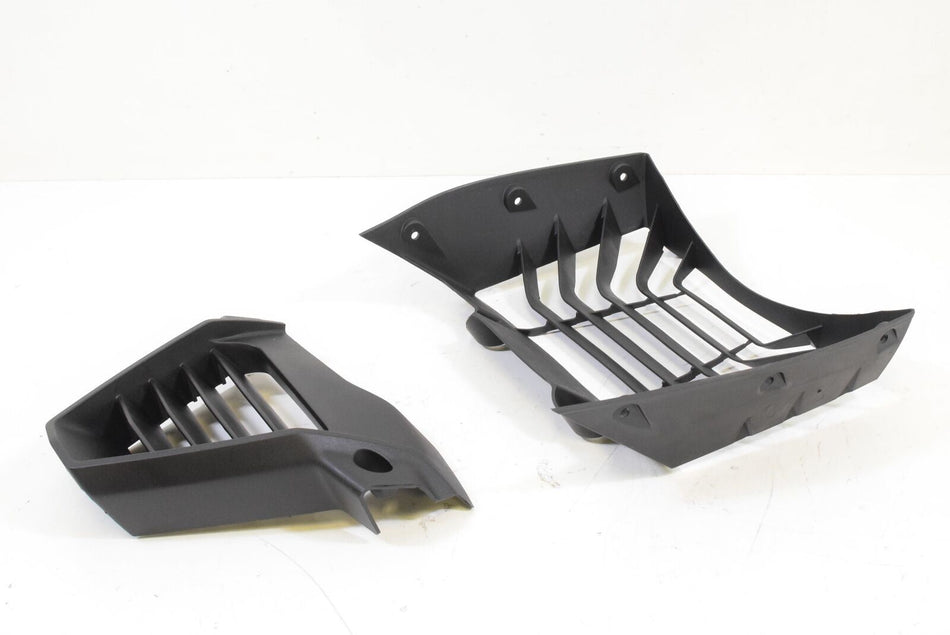 2018 KTM RC390 RC 390 Duke Radiator Fan Cover Grille Housing Set 90508011000 {{ shop.shopifyCountryName }} - Mototech271