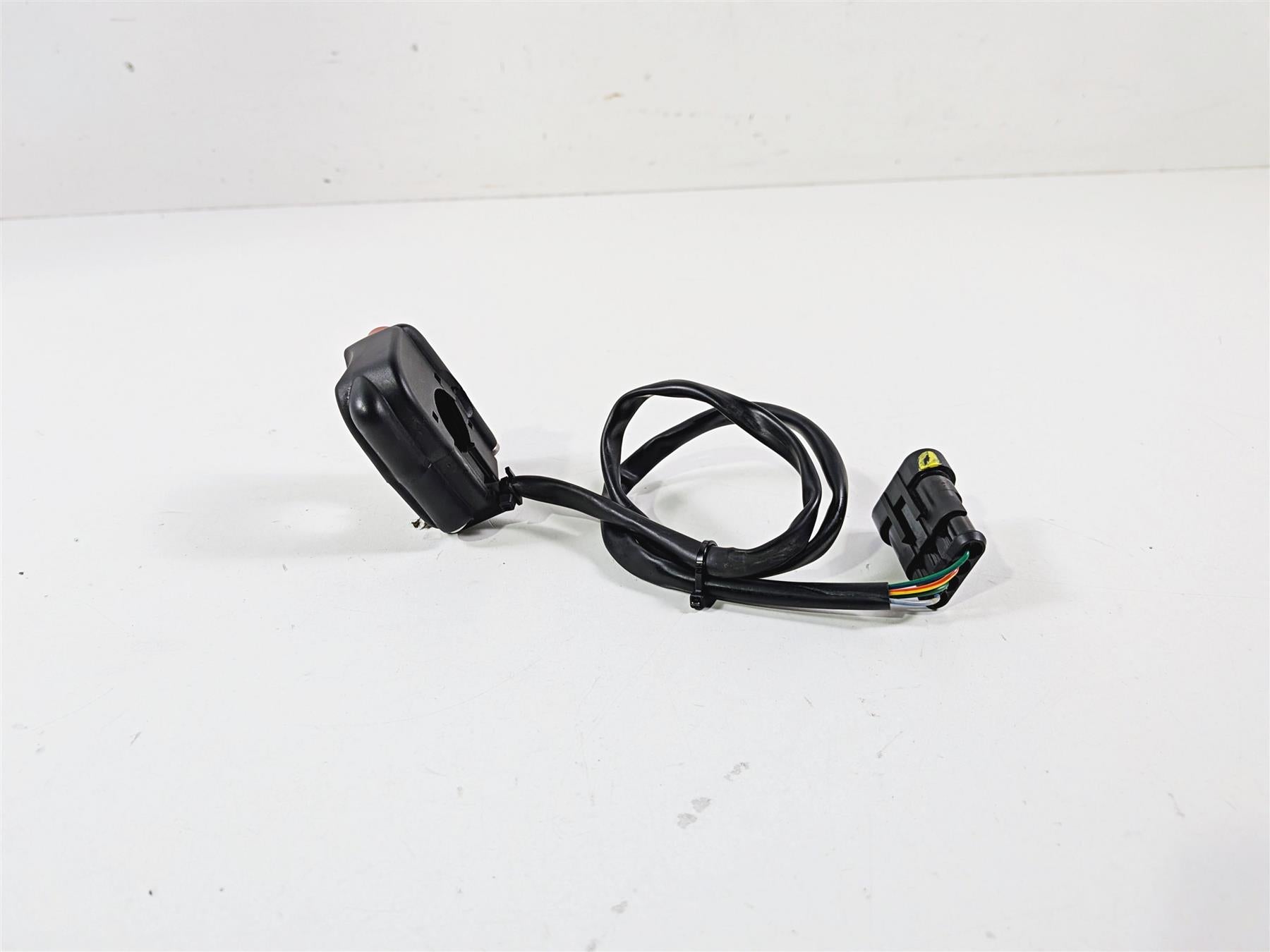 2018 Aprilia RSV4 RR Right Hand Control Switch Domino B045021 {{ shop.shopifyCountryName }} - Mototech271