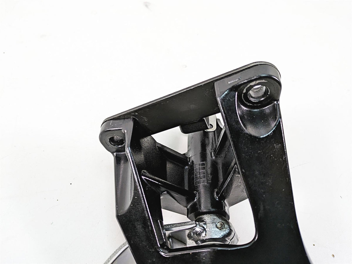 2016 Suzuki M109R VZR1800 Right Front Footpeg & Brake Pedal 43511-48G10 {{ shop.shopifyCountryName }} - Mototech271