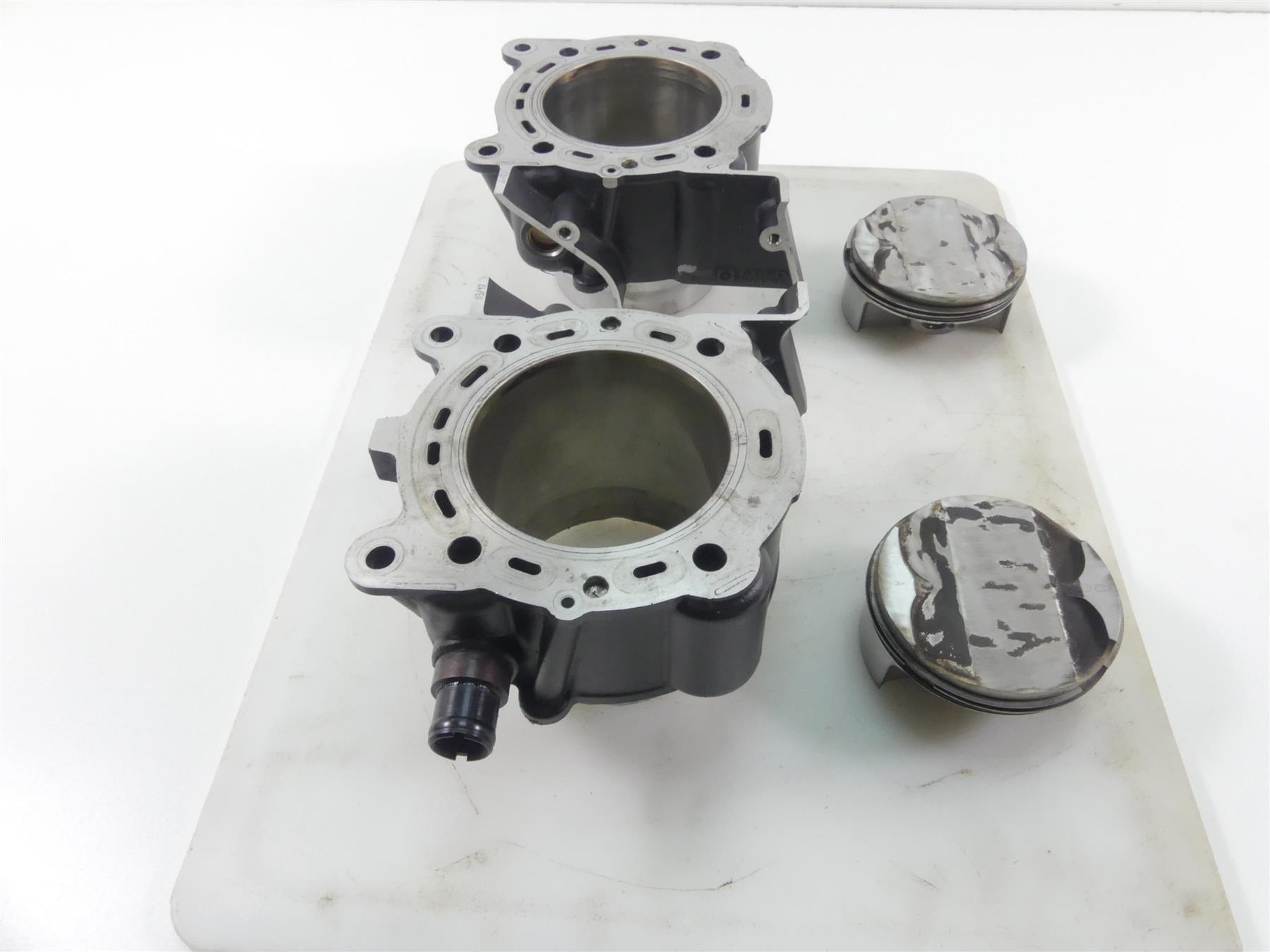 2017 Ducati 939 S Supersport Cylinder Jug Barrels & Pistons Set 12022622GI {{ shop.shopifyCountryName }} - Mototech271