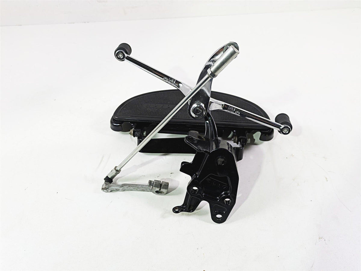 2014 Harley FLS Softail Slim Left Front Floorboard & Shifter 33630-07A 33895-82E {{ shop.shopifyCountryName }} - Mototech271