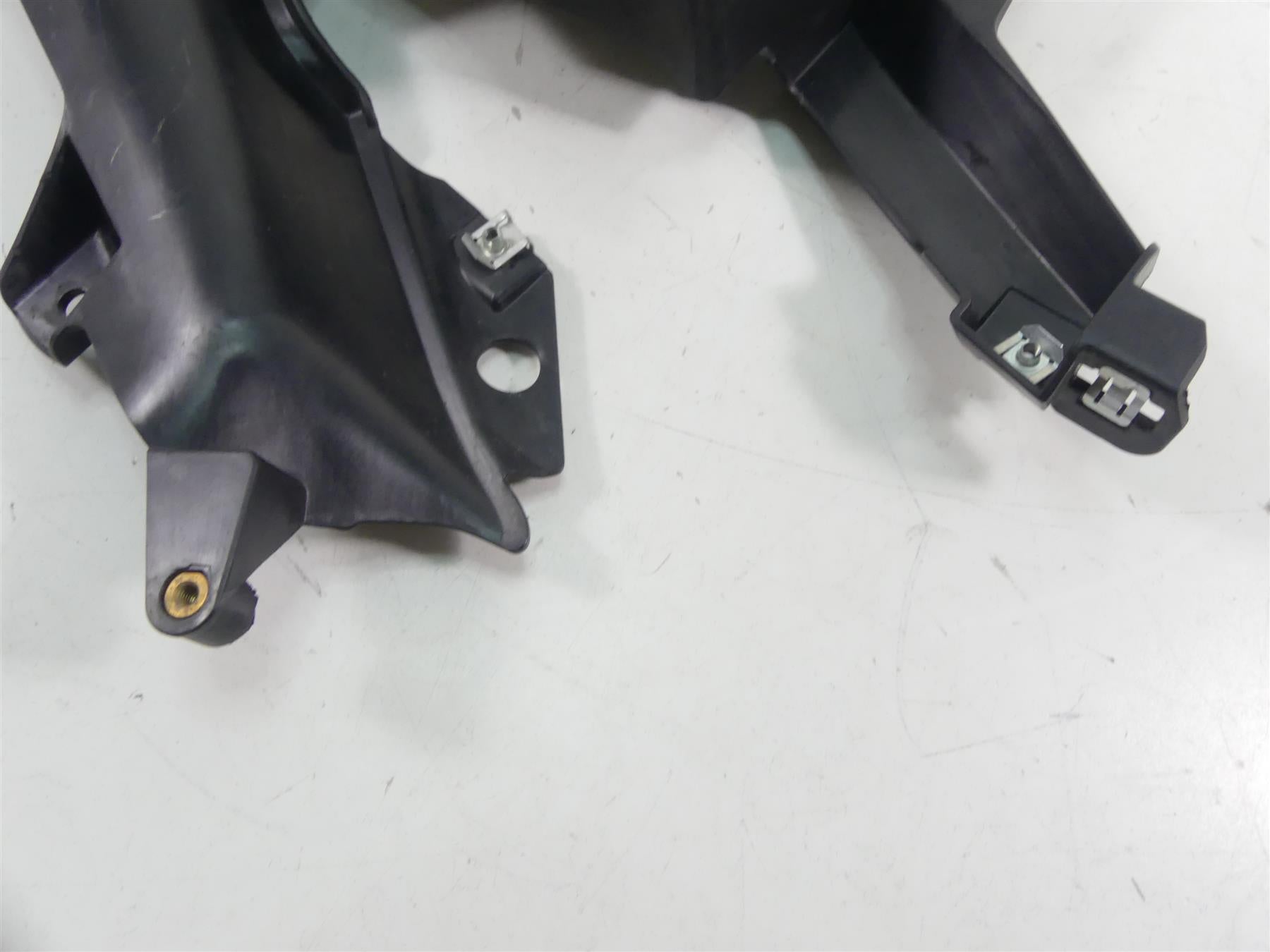 2016 BMW R1200RS K54 Front Inner Fairing Side Panel Cover Cowl Set 46638545322 {{ shop.shopifyCountryName }} - Mototech271