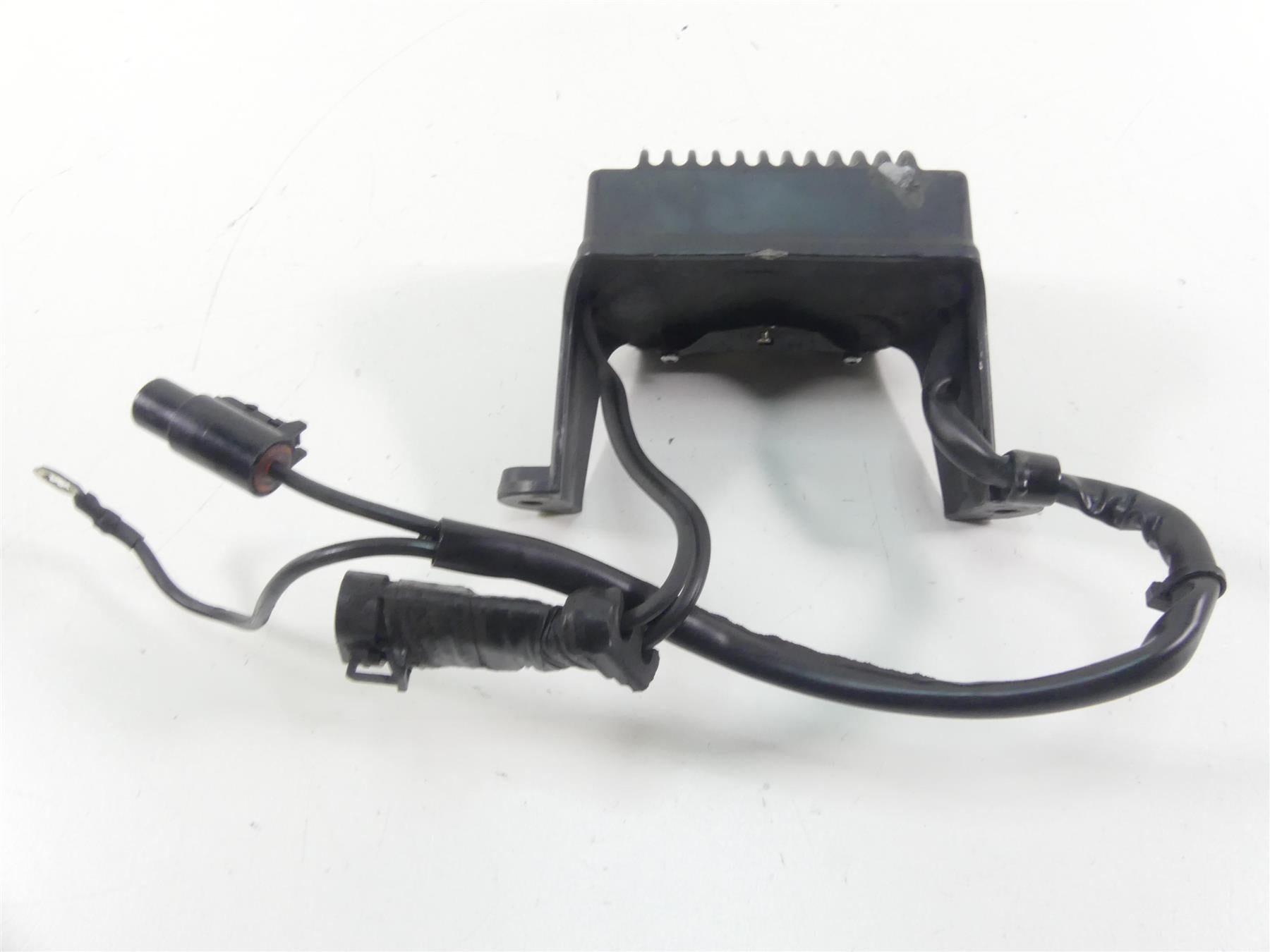 2005 Harley Touring FLHRSI Road King Rectifier Voltage Regulator 74505-04 {{ shop.shopifyCountryName }} - Mototech271