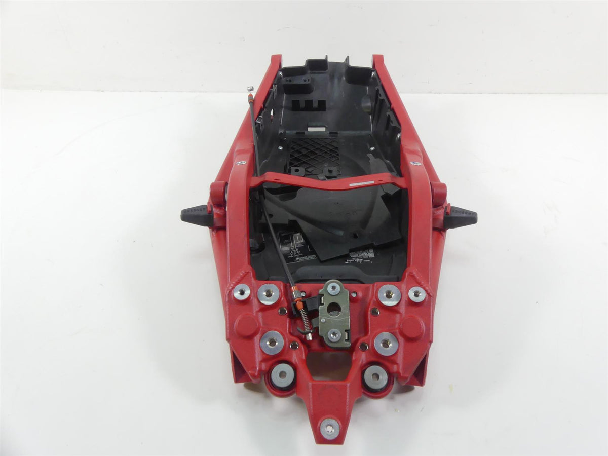 2015 Triumph 1050 Speed Triple R Rear Red Subframe & Inner Fender T2075921 {{ shop.shopifyCountryName }} - Mototech271