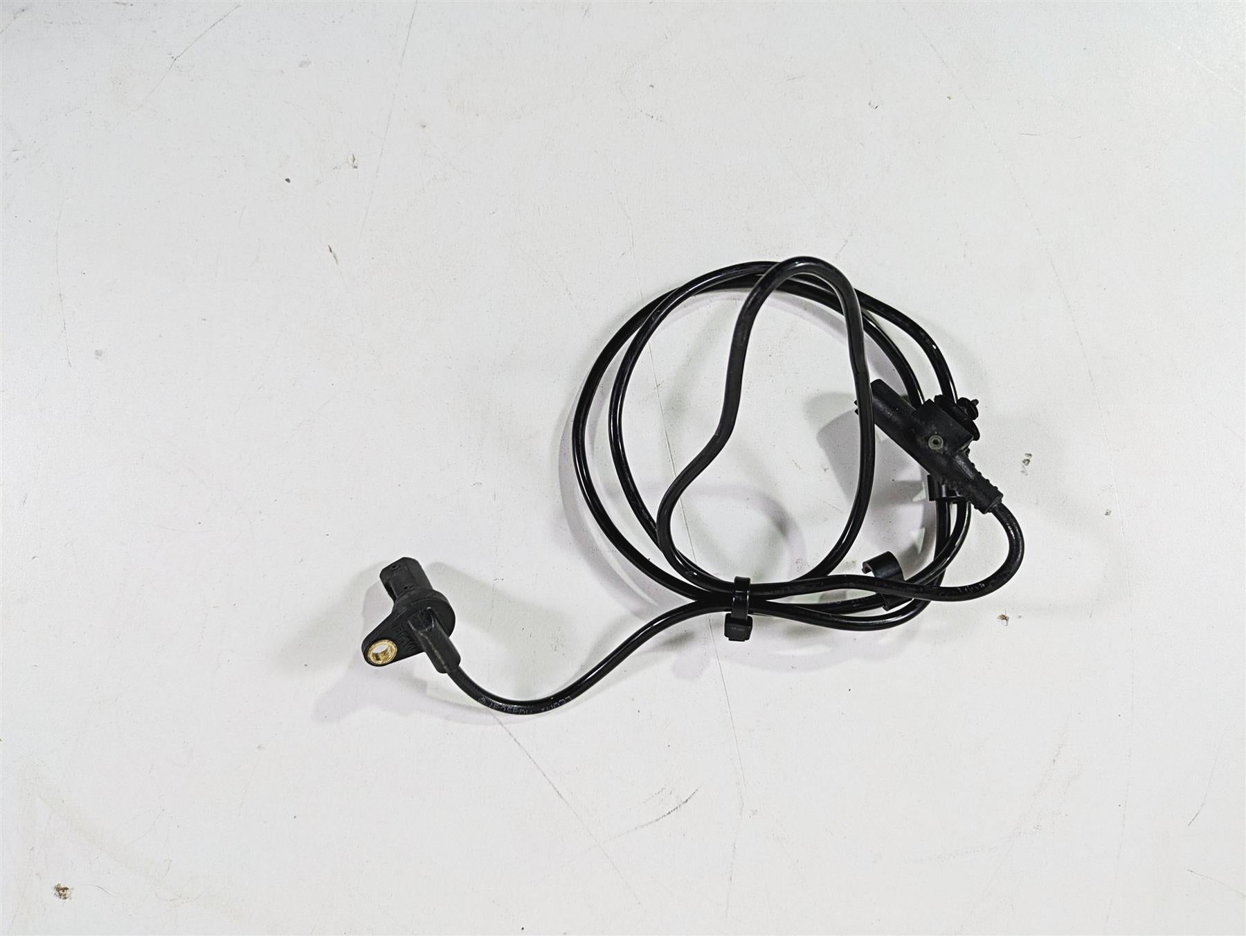 2014 BMW R nine T R9T K21 Front Abs Brake Wheel Speed Sensor 34527677824 {{ shop.shopifyCountryName }} - Mototech271