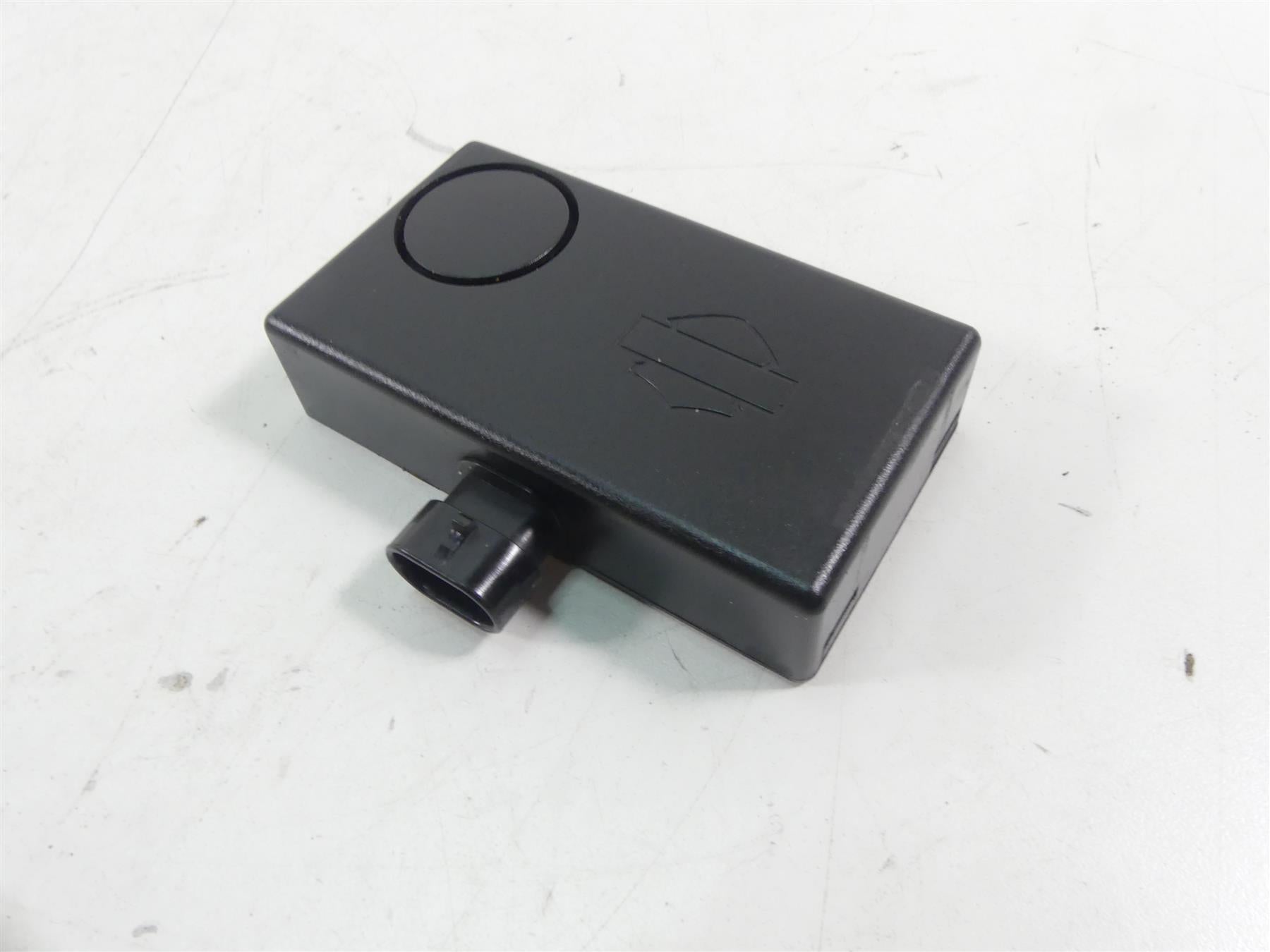 2017 Harley FXSE CVO Pro Street Breakout Security Siren Module Box 69000124 {{ shop.shopifyCountryName }} - Mototech271