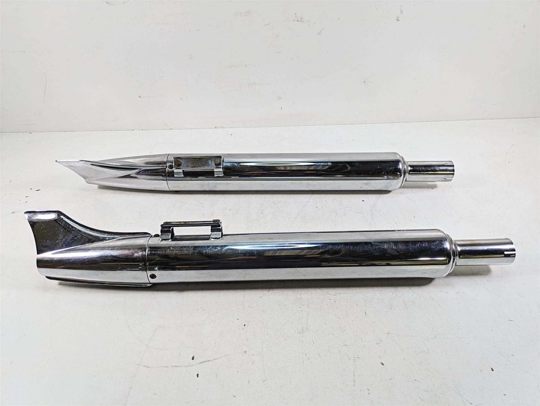 1999 Harley Touring FLHTC Electra Glide Kerker Fishtail Slip On Pipes 027-7583 {{ shop.shopifyCountryName }} - Mototech271