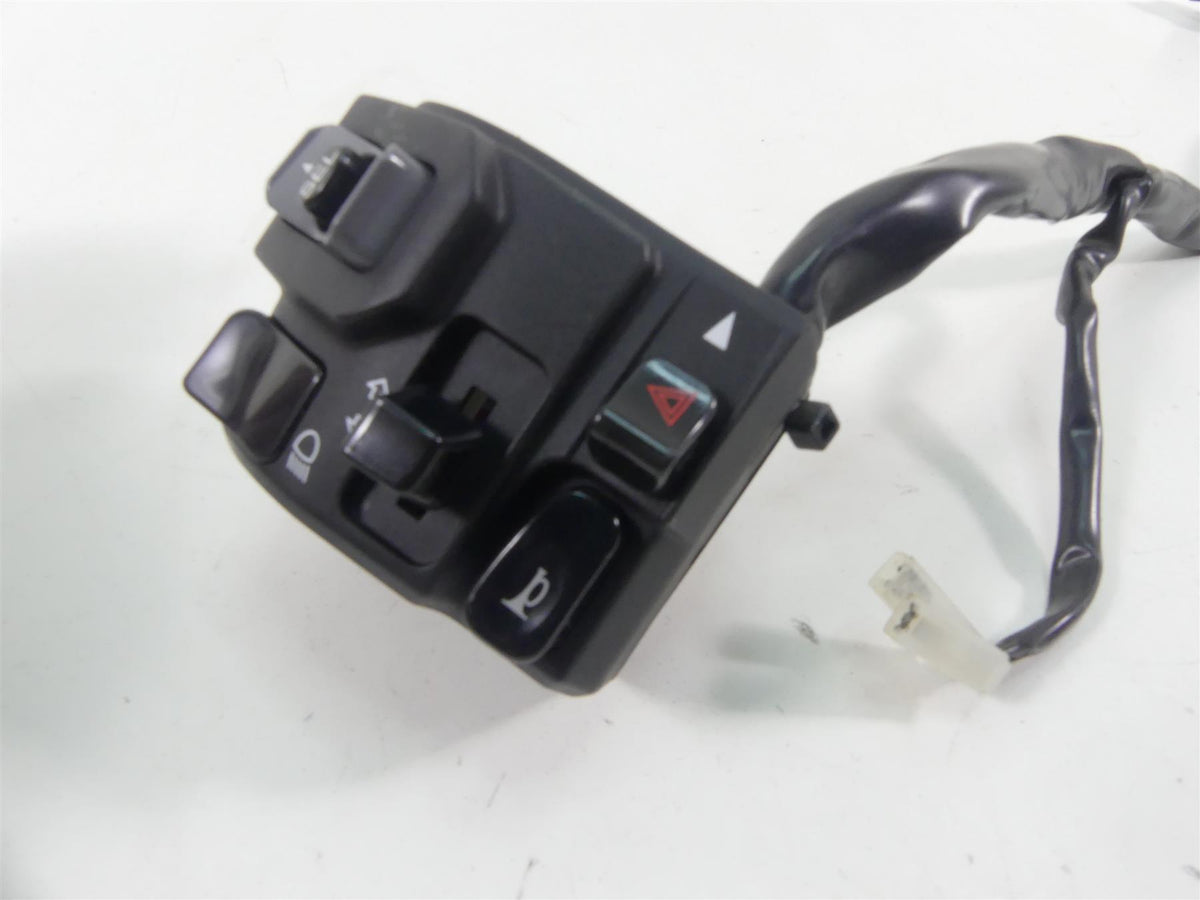 2019 Kawasaki ZX1400 ZX-14R Ninja Left Hand Blinker Control Switch 46091-0331 {{ shop.shopifyCountryName }} - Mototech271