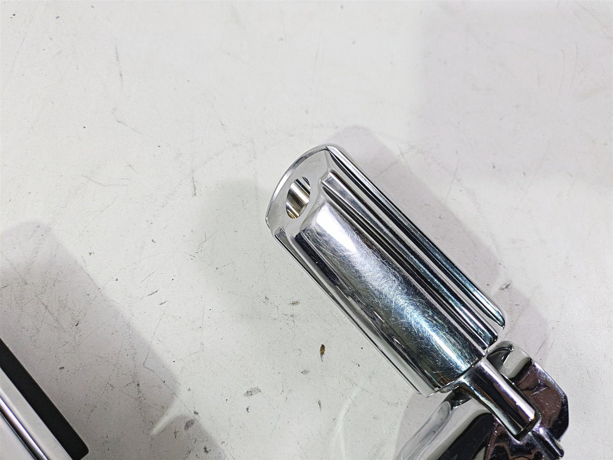2011 Harley Touring FLHTCUSE CVO E-Glide Chrome Highway Foot Peg Rest Set {{ shop.shopifyCountryName }} - Mototech271