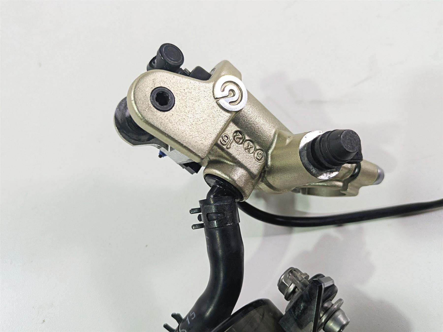 2016 Kawasaki ZX10R Ninja Brembo Front Radial Brake Master
