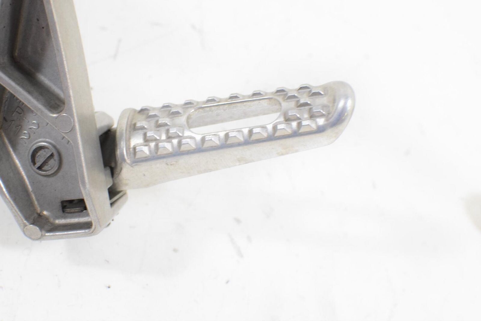 2015 Honda CBR600RR CBR600 RR LR Rider Passenger Footpeg Mount SET 50760-MFJ-D00 {{ shop.shopifyCountryName }} - Mototech271