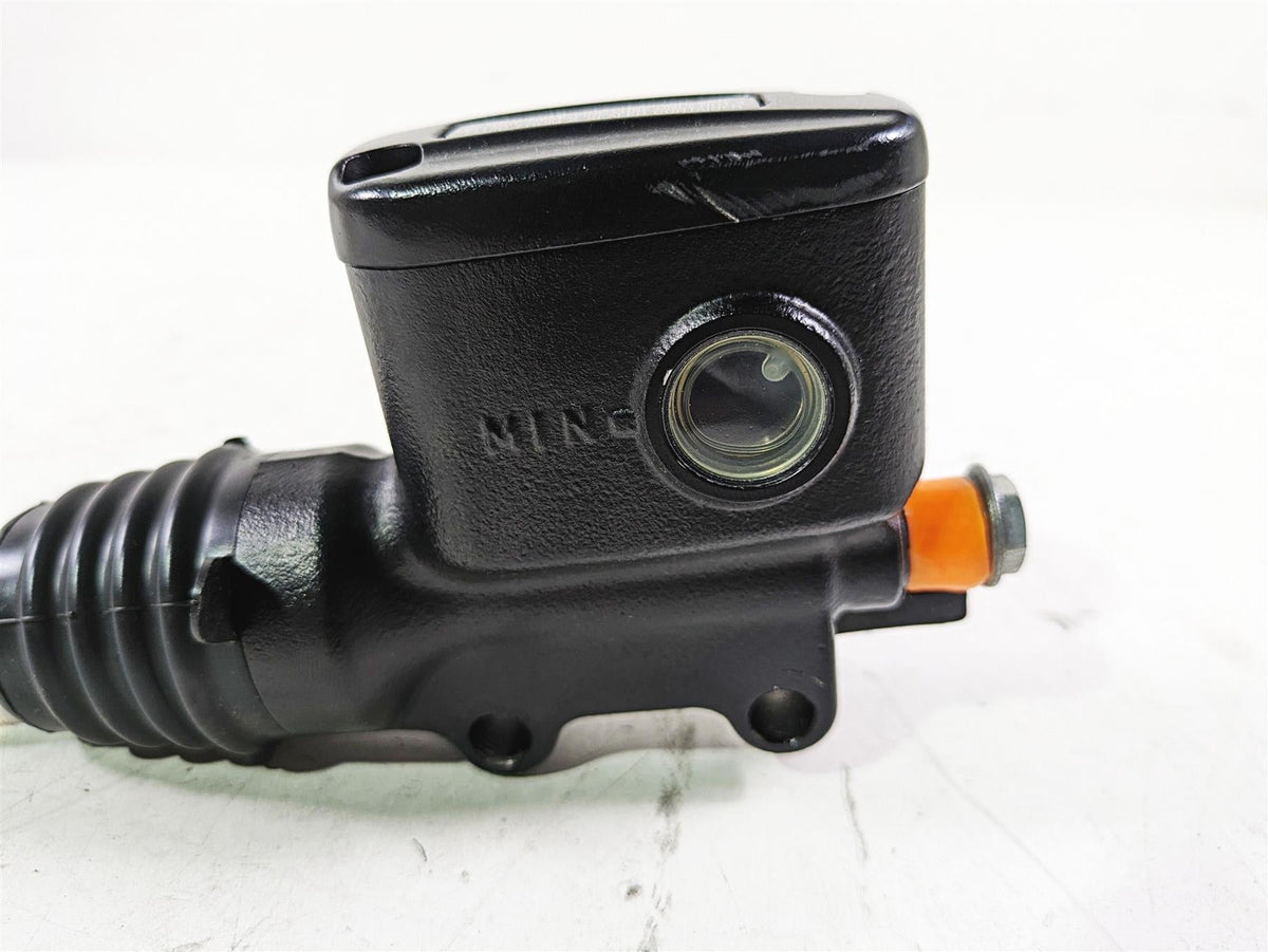 2019 Harley FLHCS Softail Heritage Rear Brake Master Cylinder 5/8" 41700460 {{ shop.shopifyCountryName }} - Mototech271