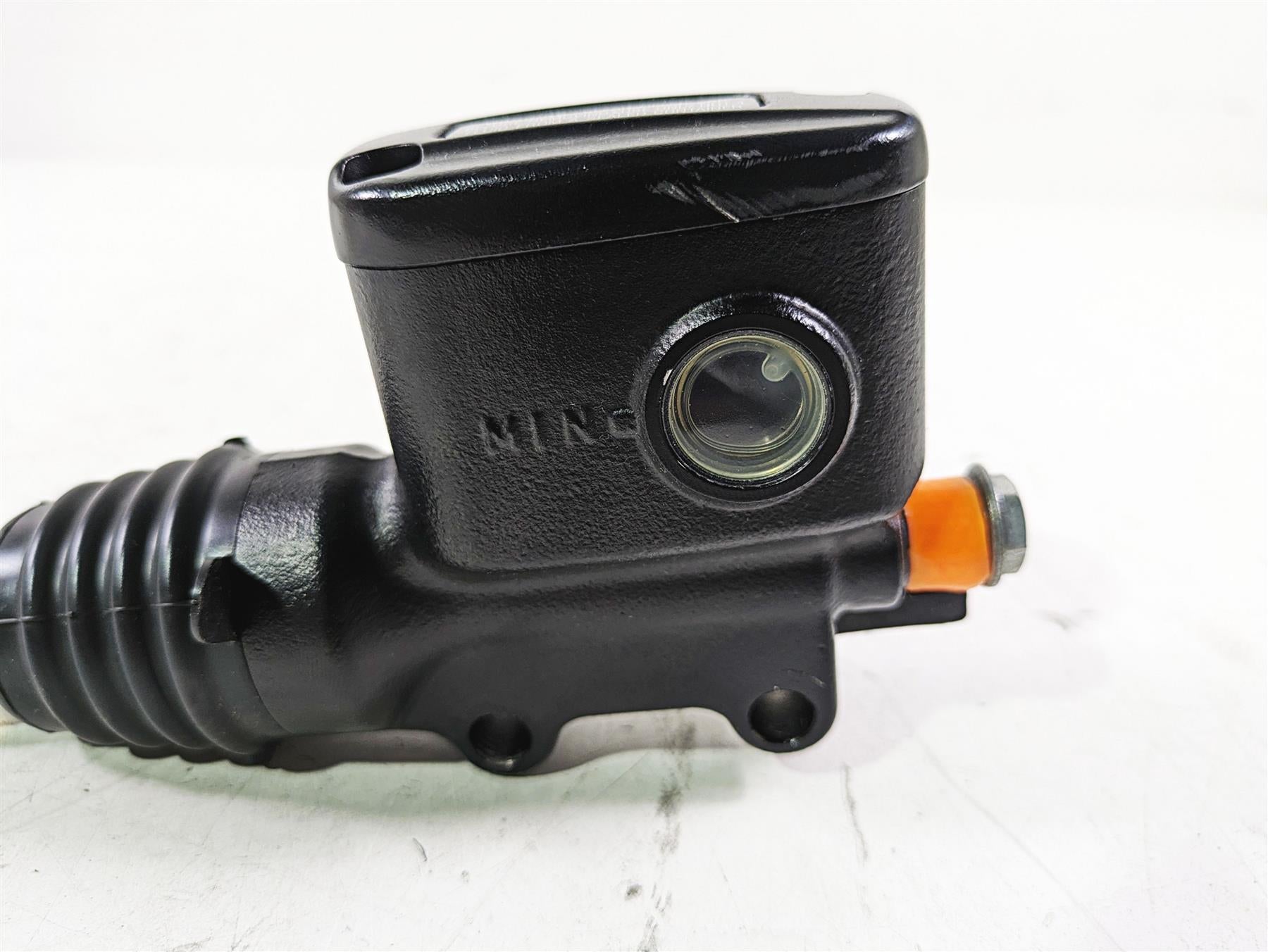 2019 Harley FLHCS Softail Heritage Rear Brake Master Cylinder 5/8" 41700460 {{ shop.shopifyCountryName }} - Mototech271