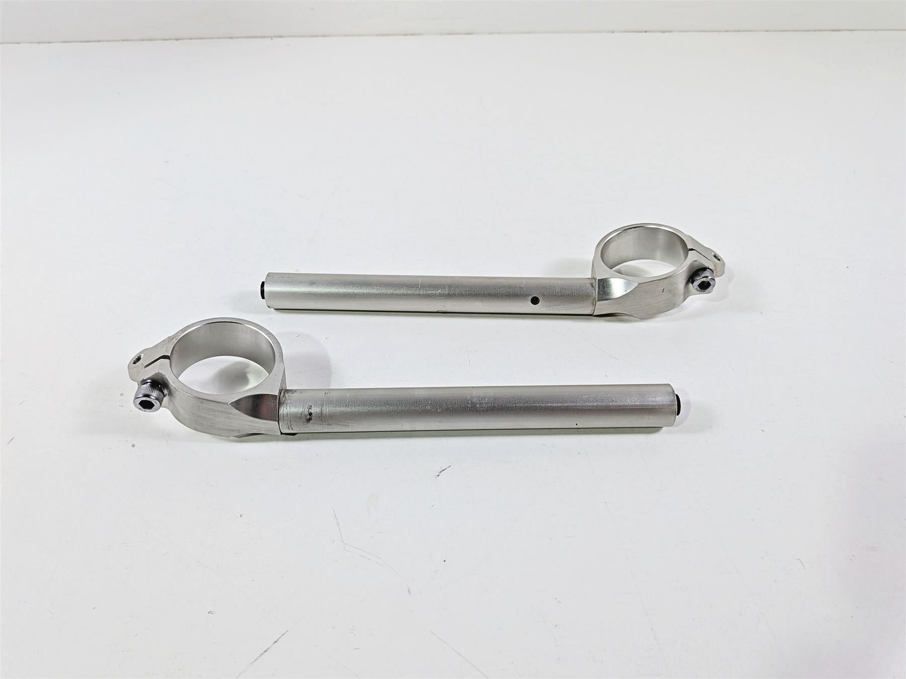 2024 Yamaha YZF R1 RN65 Clip On Handlebar Set 2CR-26121-00-00 B3L-26122-00-00 {{ shop.shopifyCountryName }} - Mototech271