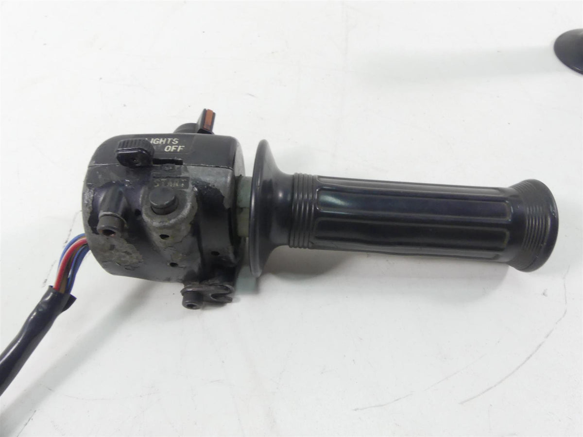 1978 Yamaha XS650 SE Special Right Hand Control Switch Throttle 1T3-83973-00-00 {{ shop.shopifyCountryName }} - Mototech271