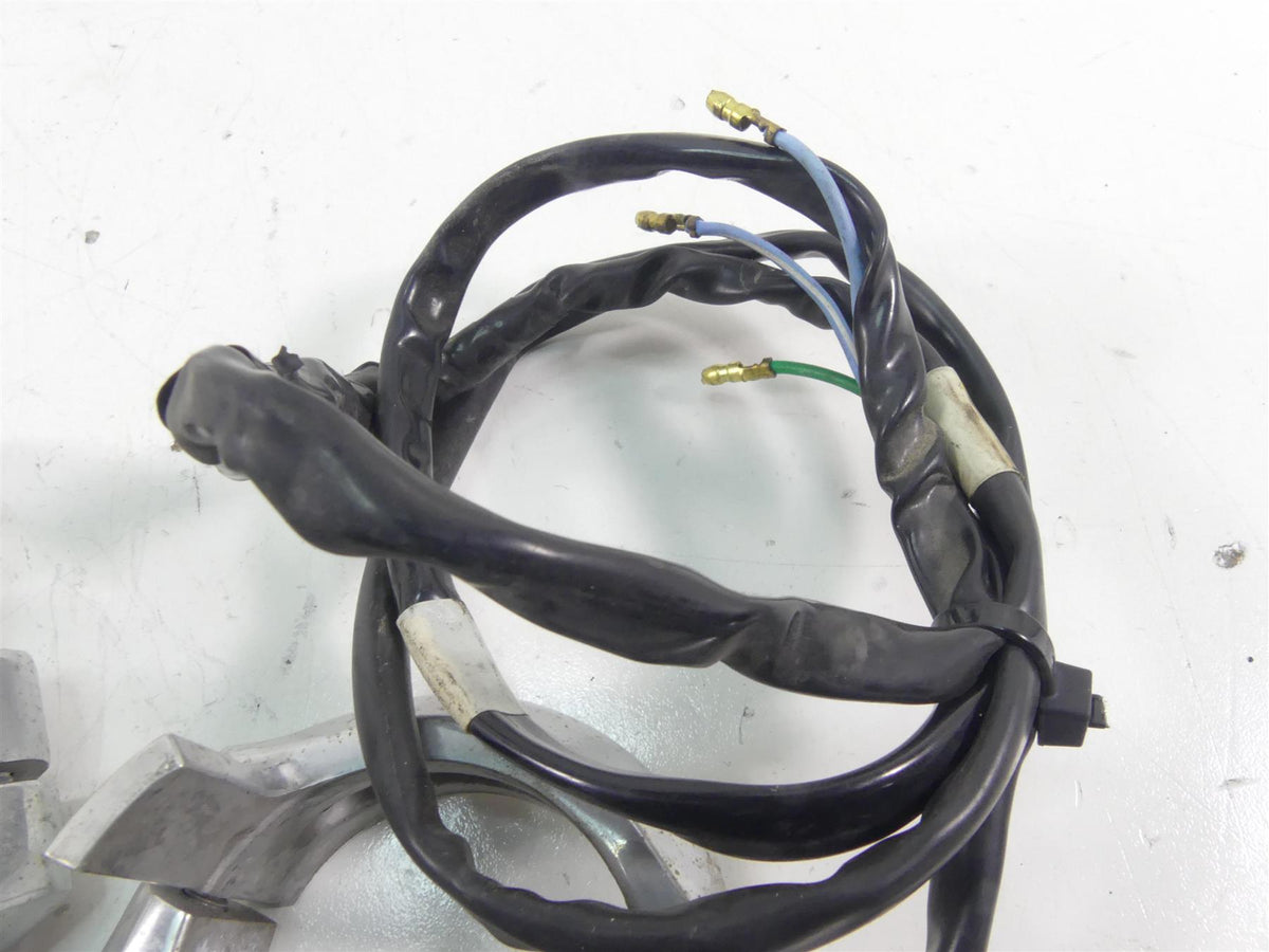 2003 Honda VTX1800 C Smoked Front Blinker & Clamp Set 33400-MBH-672 {{ shop.shopifyCountryName }} - Mototech271