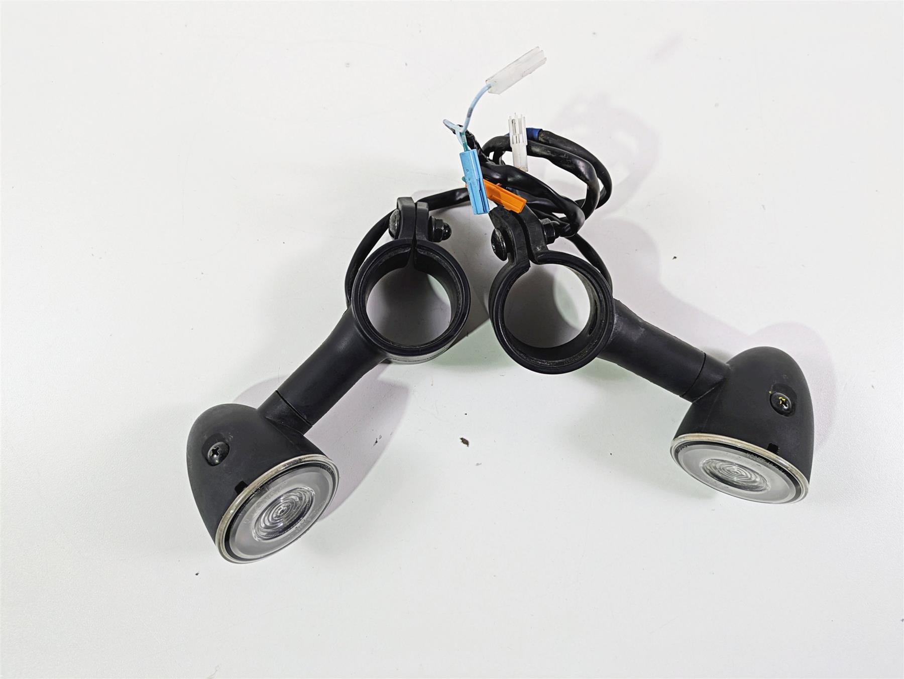 2021 Honda CMX500 Rebel Front Blinker Turn Signal Set & Mounts 33412-K87-A30 {{ shop.shopifyCountryName }} - Mototech271