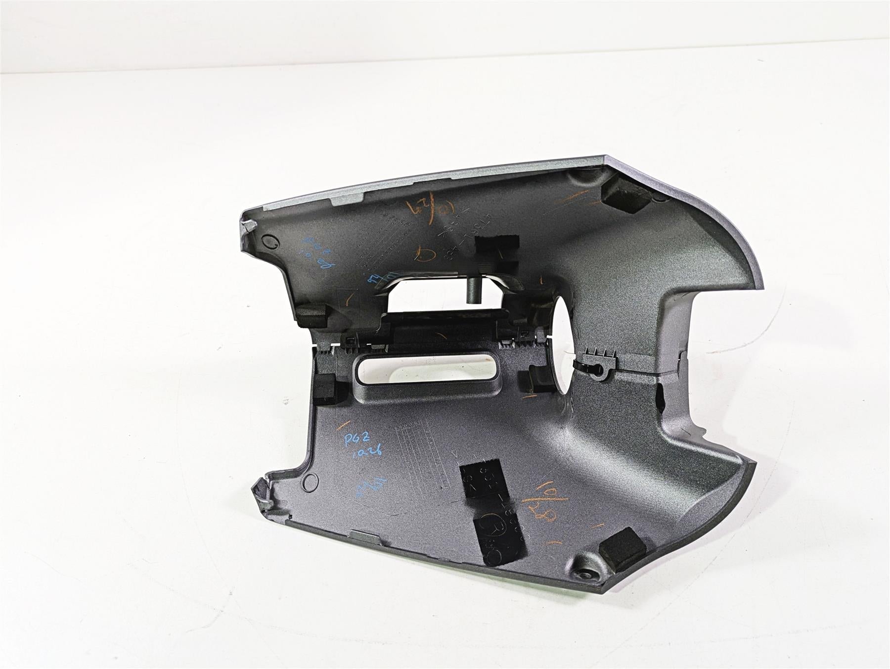 2016 Suzuki M109R VZR1800 Boulevard Neck Fairing Cover Set - Read 47361-48G0 {{ shop.shopifyCountryName }} - Mototech271