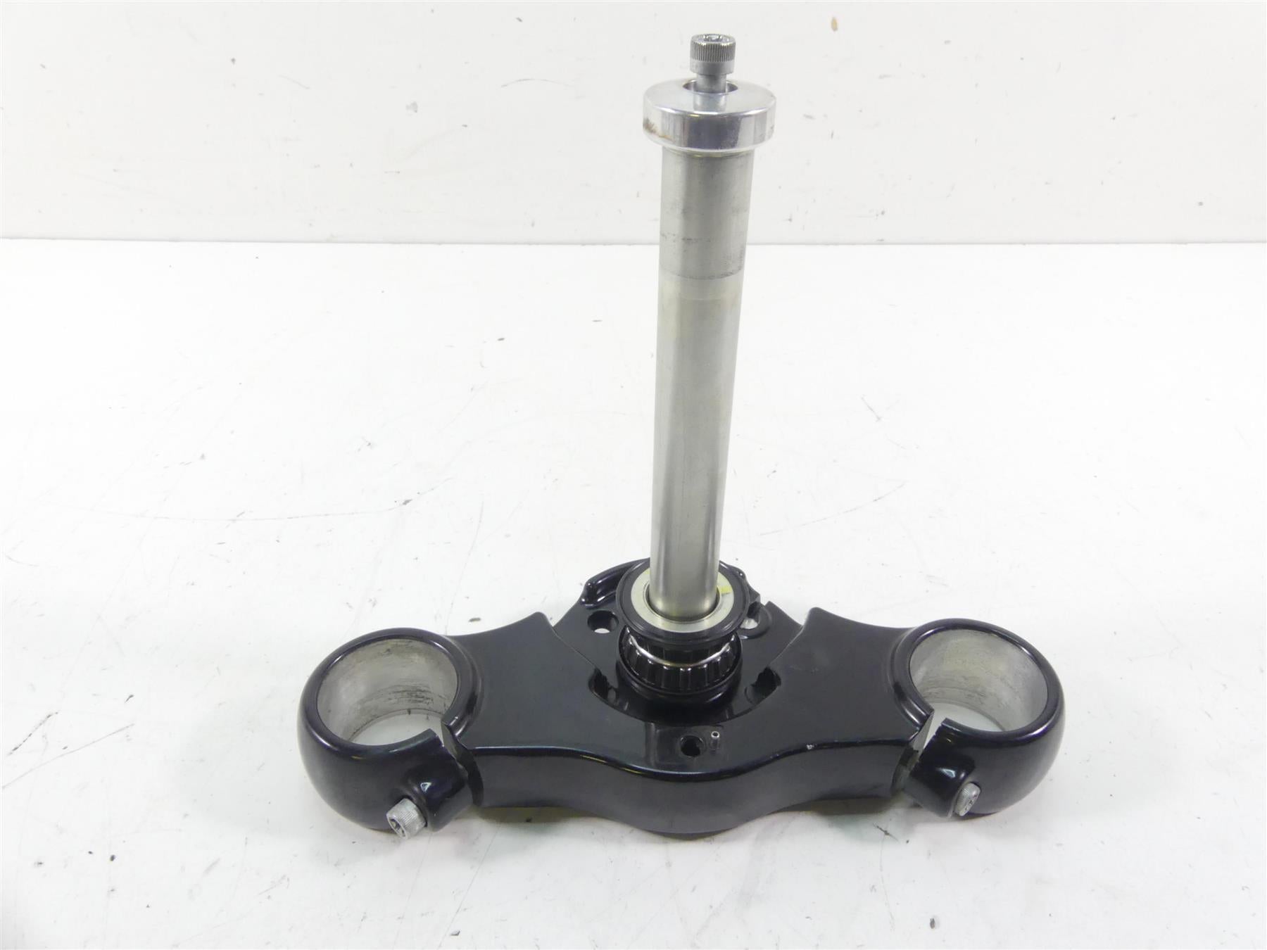 2019 Harley Softail FXBB Street Bob Lower Triple Tree Clamp 49mm 45900170 {{ shop.shopifyCountryName }} - Mototech271