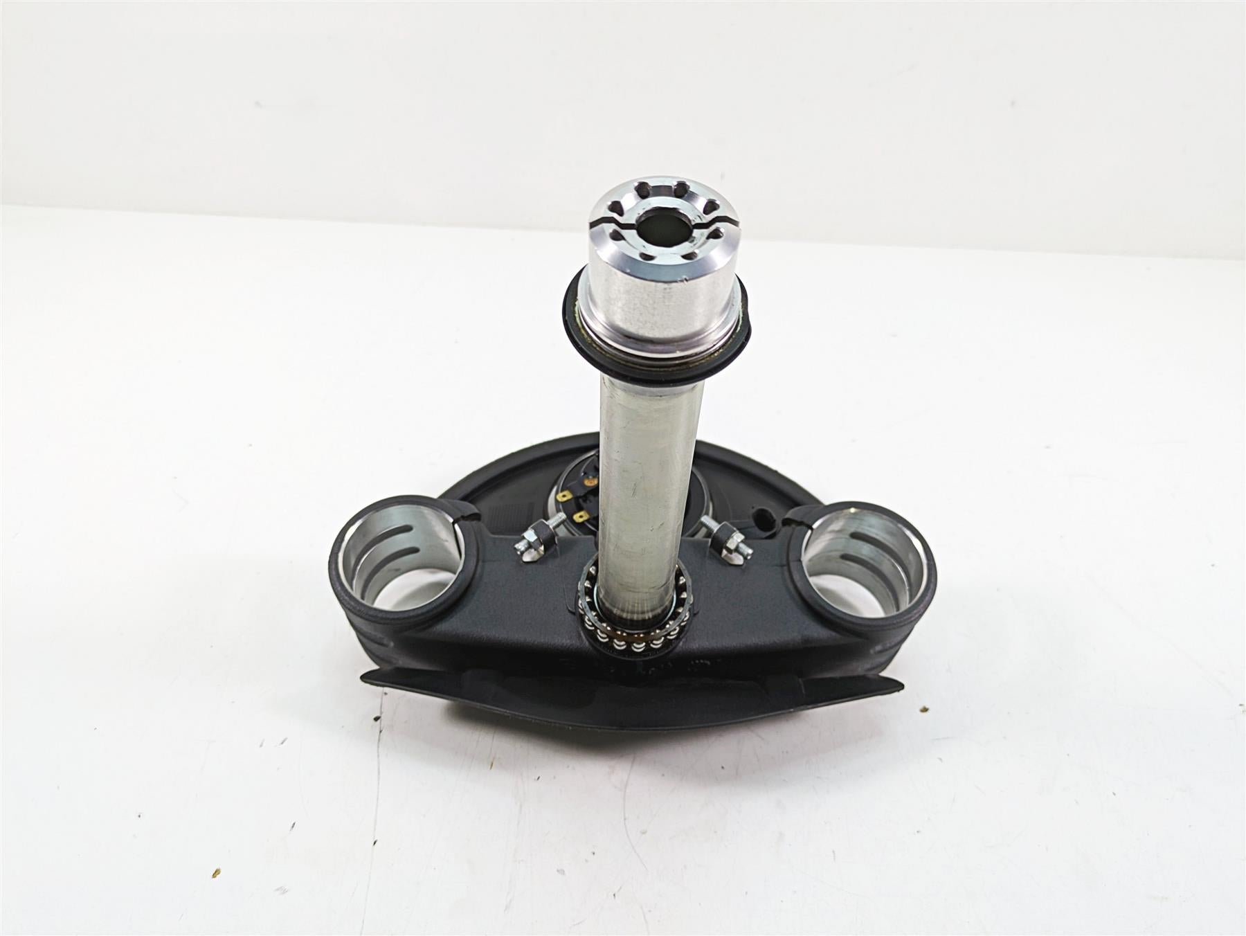 2016 Ducati Panigale 1299 S Lower Triple Tree 58mm Clamp Ohlins 34220681AA {{ shop.shopifyCountryName }} - Mototech271