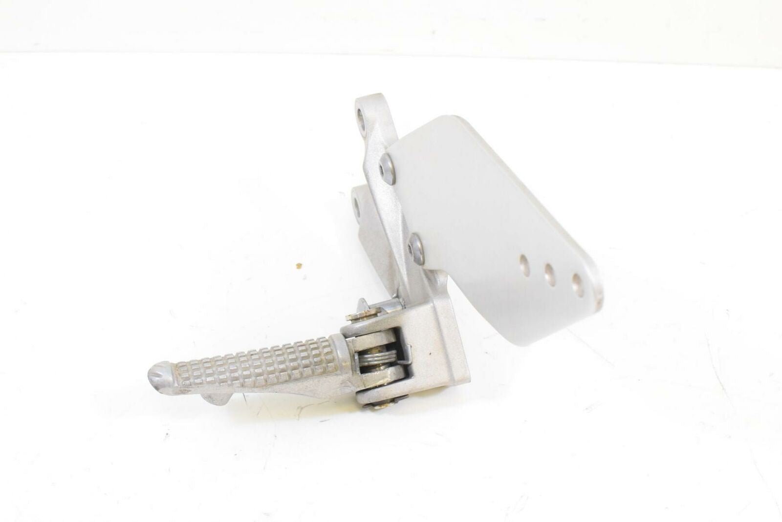 2006 Kawasaki ZX10R ZX10 R Ninja Front Left Rider Foot Peg Footpeg 35063-0226 {{ shop.shopifyCountryName }} - Mototech271