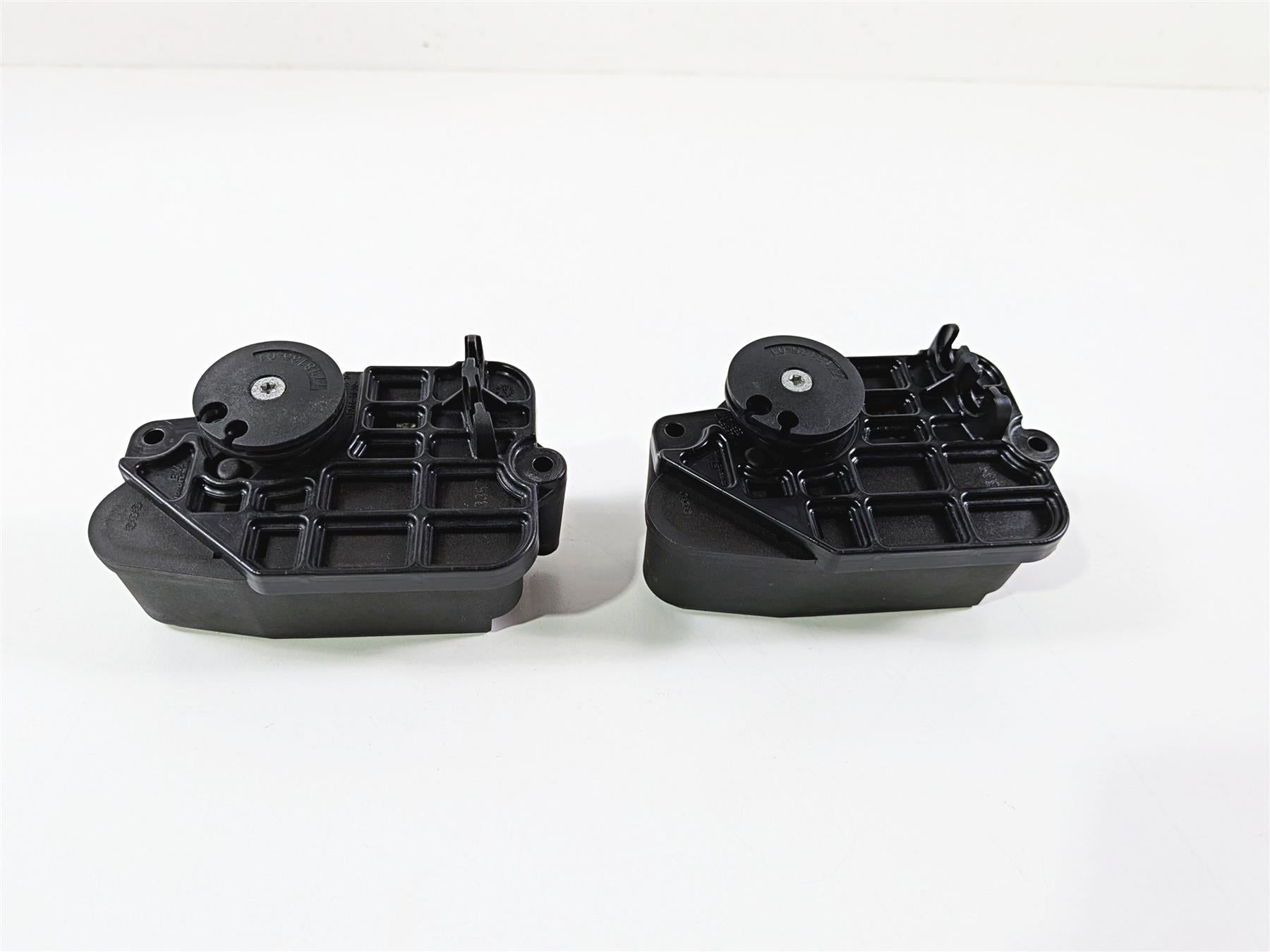 2014 BMW S1000RR K46 Exhaust Servo Motor Actuator Set 18518540838 {{ shop.shopifyCountryName }} - Mototech271