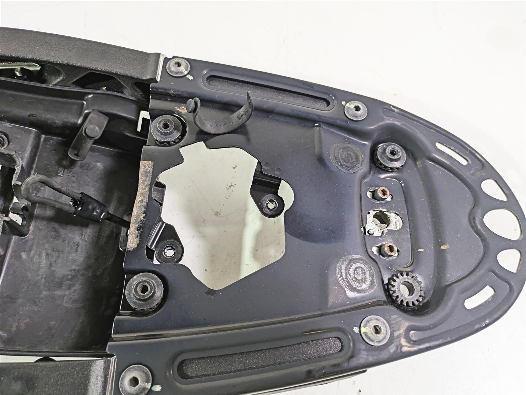 2009 Ducati Monster 1100 S Rear Subframe Sub Frame Set 47110132A 47110122A {{ shop.shopifyCountryName }} - Mototech271