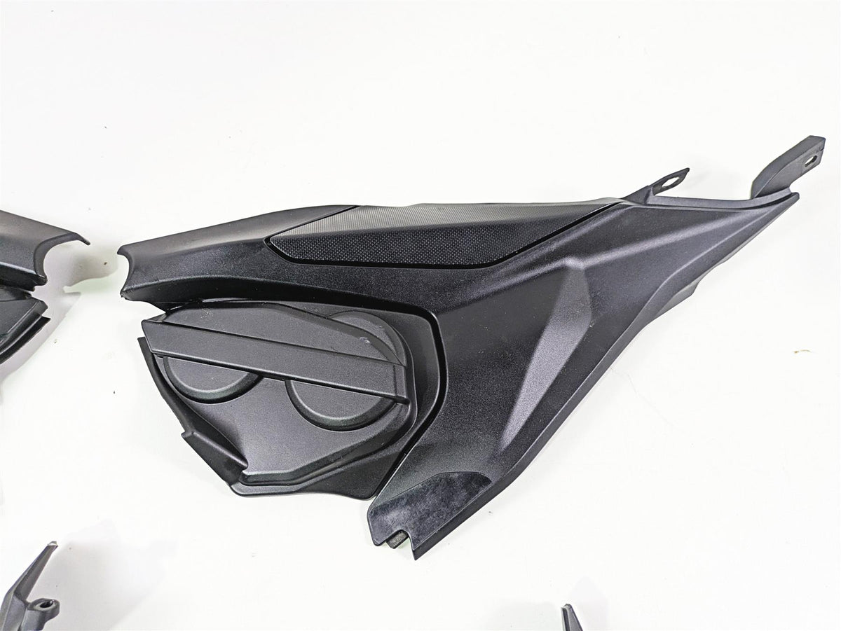 2022 Ducati Streetfighter V2 Molded Infill Cover Fairing Set 46016311B 46016301B {{ shop.shopifyCountryName }} - Mototech271