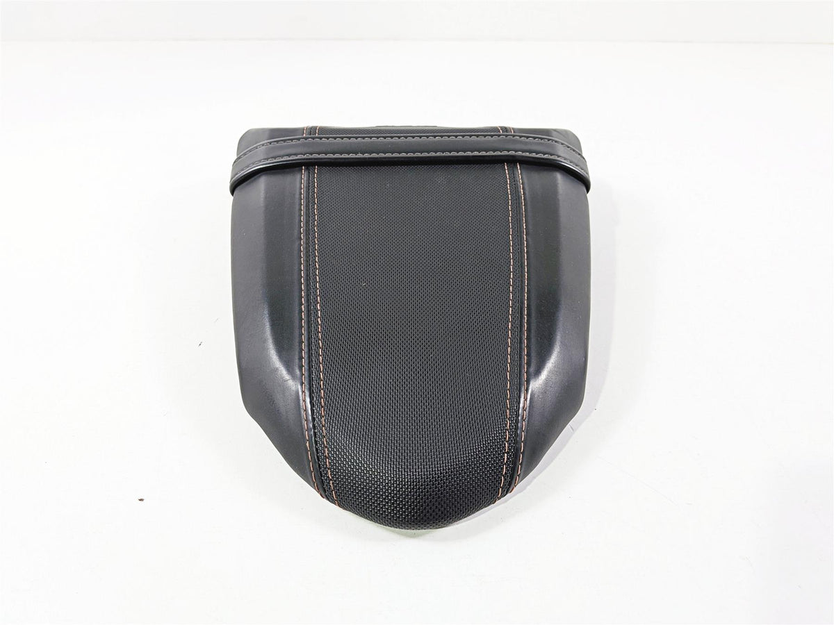 2019 Triumph Speed Triple RS 1050 Rear Passenger Seat Saddle T2307339 {{ shop.shopifyCountryName }} - Mototech271