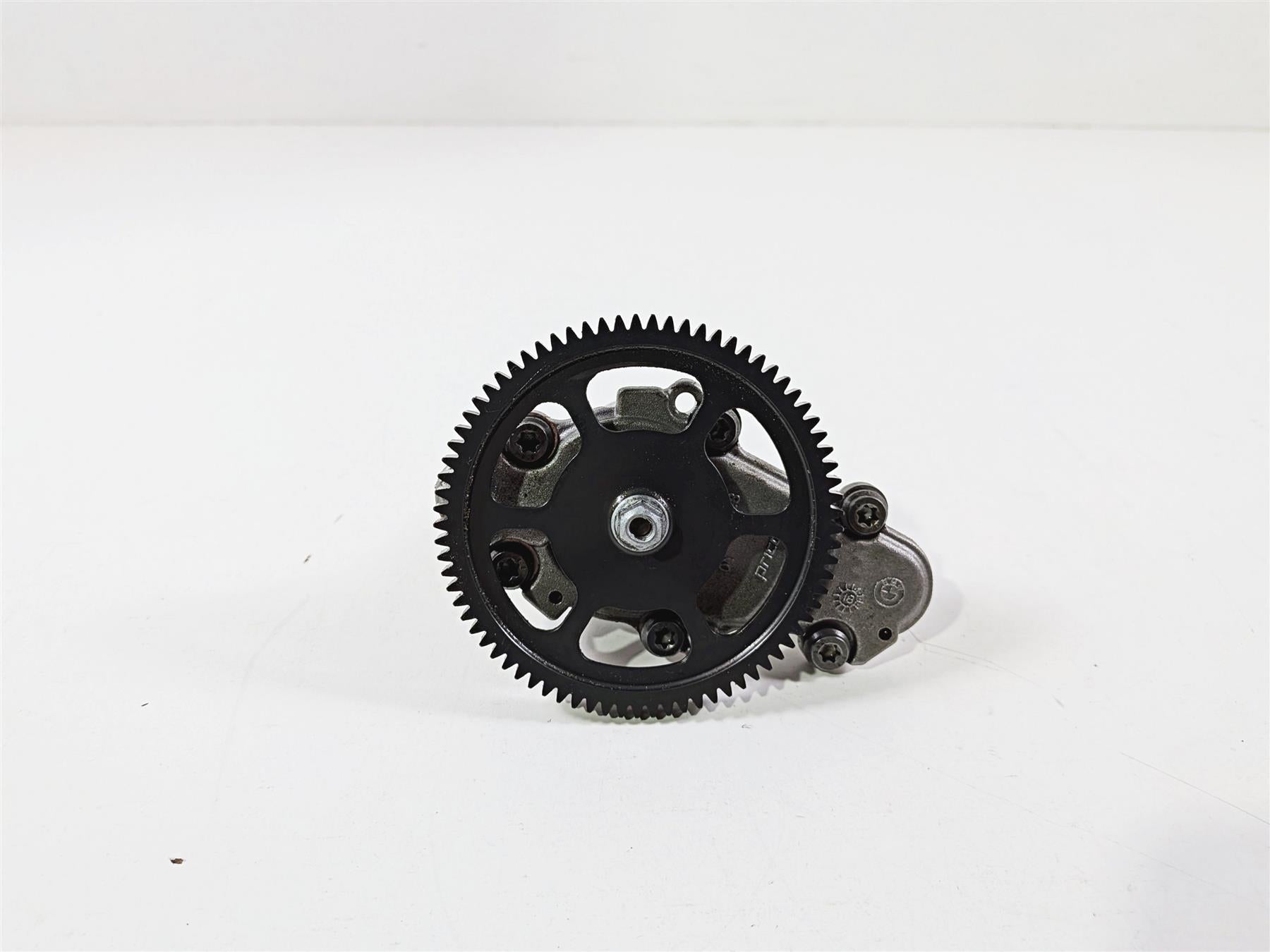 2019 BMW R1250GS K50 Oil Pump From Engine With 7K only 11418394434 {{ shop.shopifyCountryName }} - Mototech271