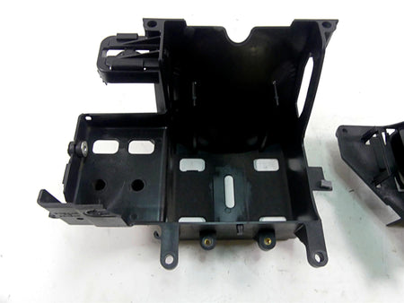 2010 Harley Touring FLHRC Road King Battery & Electrical Fuse Panel Set 66281-09 {{ shop.shopifyCountryName }} - Mototech271