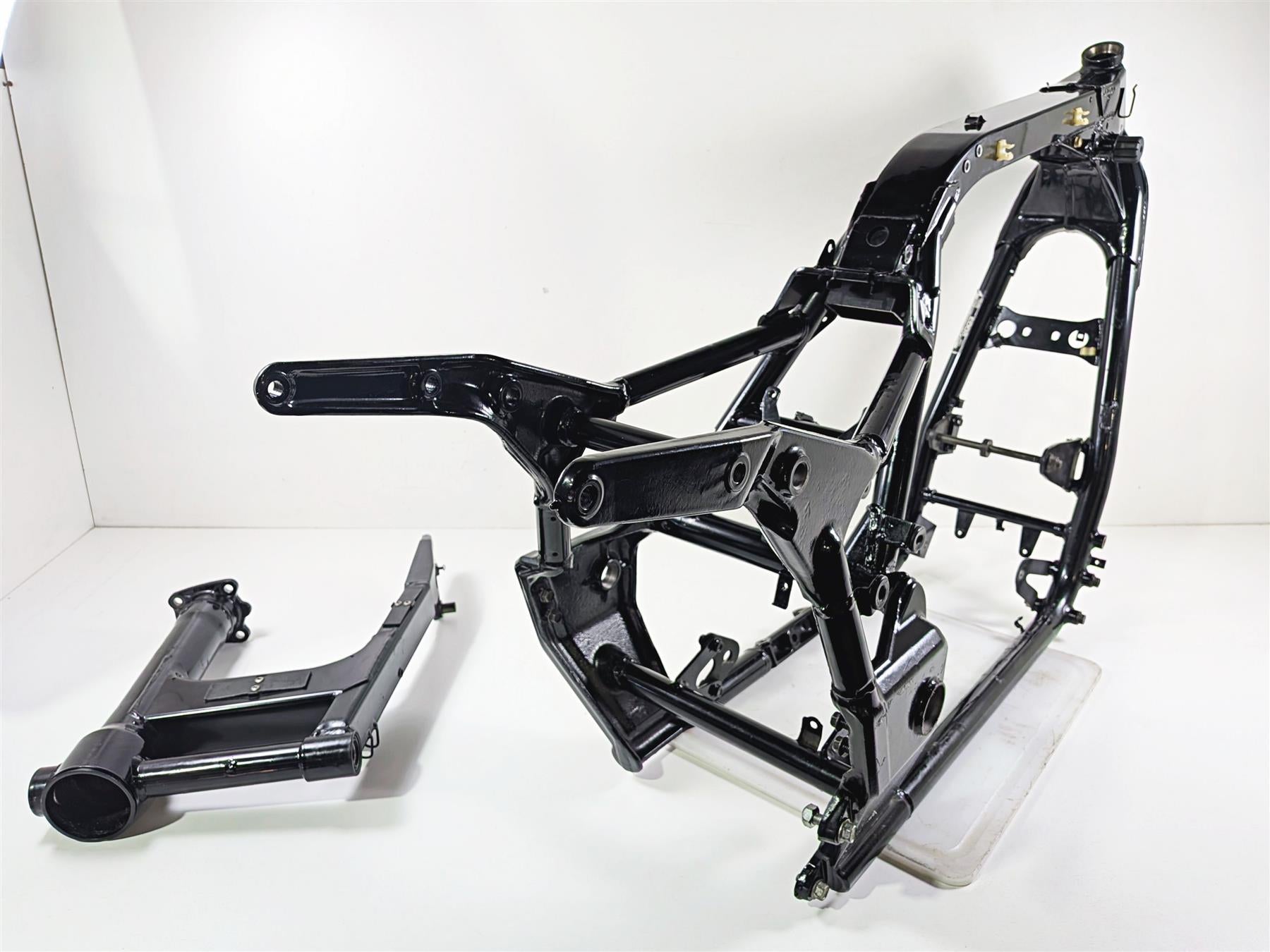 2003 Honda V-Twin VTX1800 C Straight Main Frame + Swingarm With Clean Texas Title 50100-MCH-000 {{ shop.shopifyCountryName }} - Mototech271