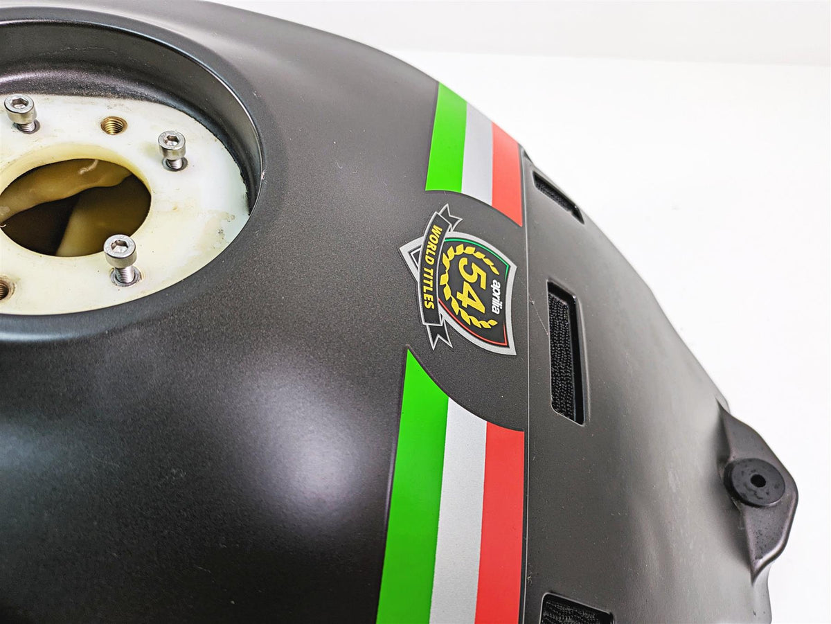 2020 Aprilia Tuono V4 Factory Fuel Gas Petrol Tank - Scratches 2H003689000XHG {{ shop.shopifyCountryName }} - Mototech271