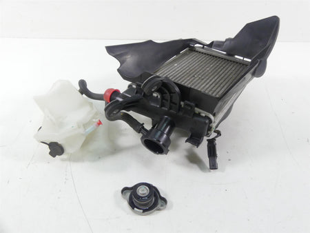 2016 BMW R1200GS K50 Right Side Radiator + Reservoir & Hoses Set 17118546416 {{ shop.shopifyCountryName }} - Mototech271