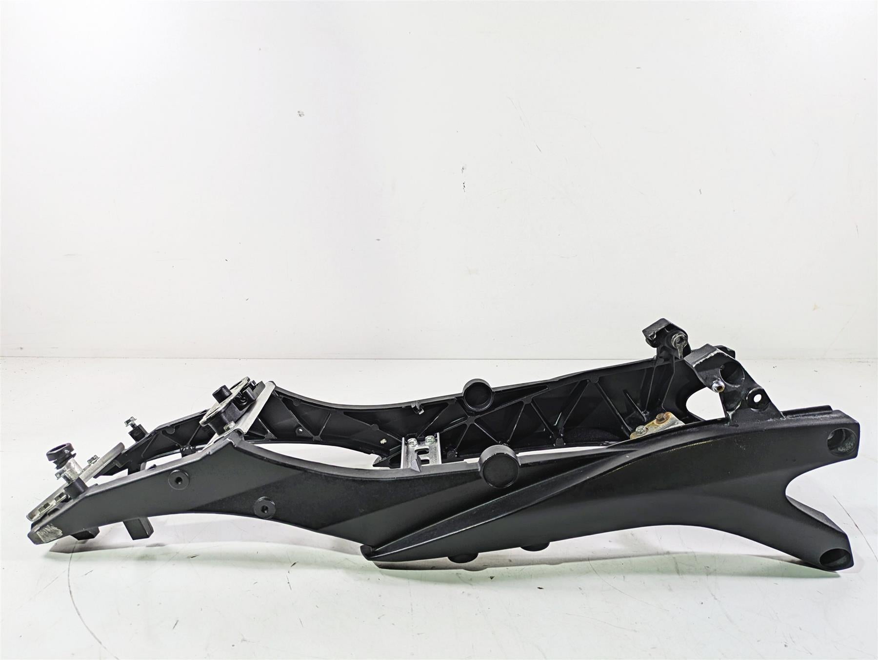 2008 Suzuki GSXR600 Straight Rear Subframe Sub Frame 41211-37H00-YUG {{ shop.shopifyCountryName }} - Mototech271