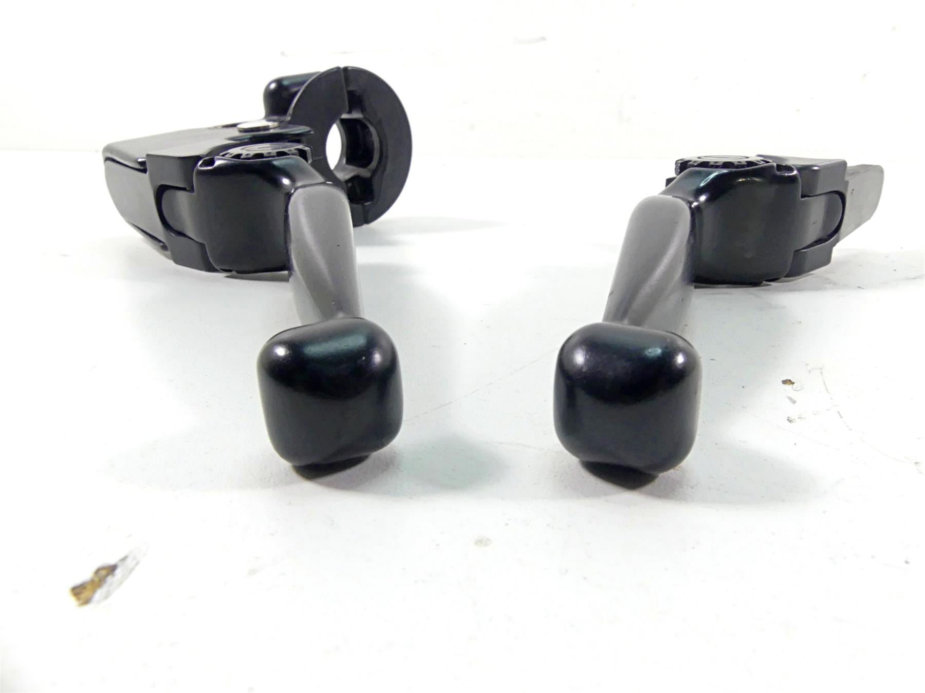 2016 Harley Softail FLS Slim Clutch Perch & Psr Adjustable Lever Set 38700-08A {{ shop.shopifyCountryName }} - Mototech271