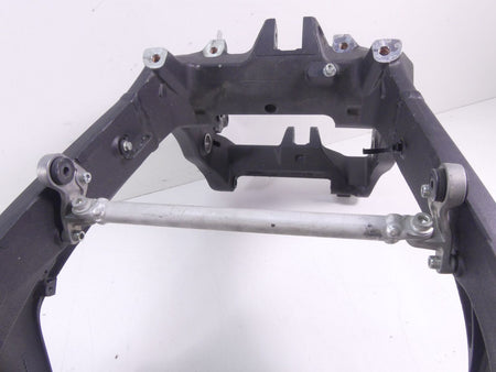 2015 Yamaha YZF-R1M Straight Main Frame Chassis - Salvage Title - 2CR-21110-00-00 {{ shop.shopifyCountryName }} - Mototech271