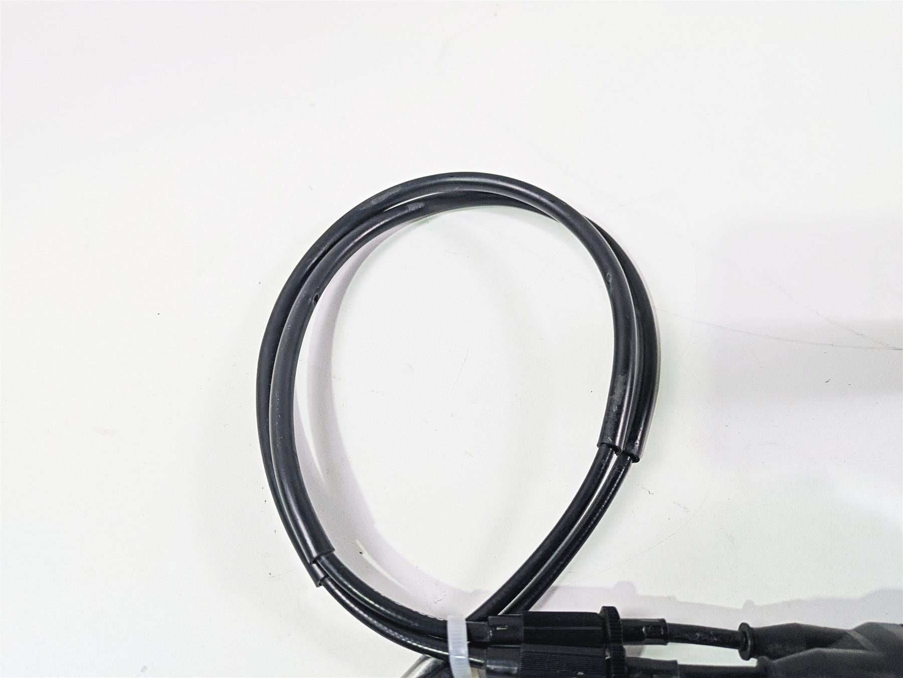 2016 Kawasaki ZX10R Ninja Throttle Grip & Cables Set 32099-0766 {{ shop.shopifyCountryName }} - Mototech271