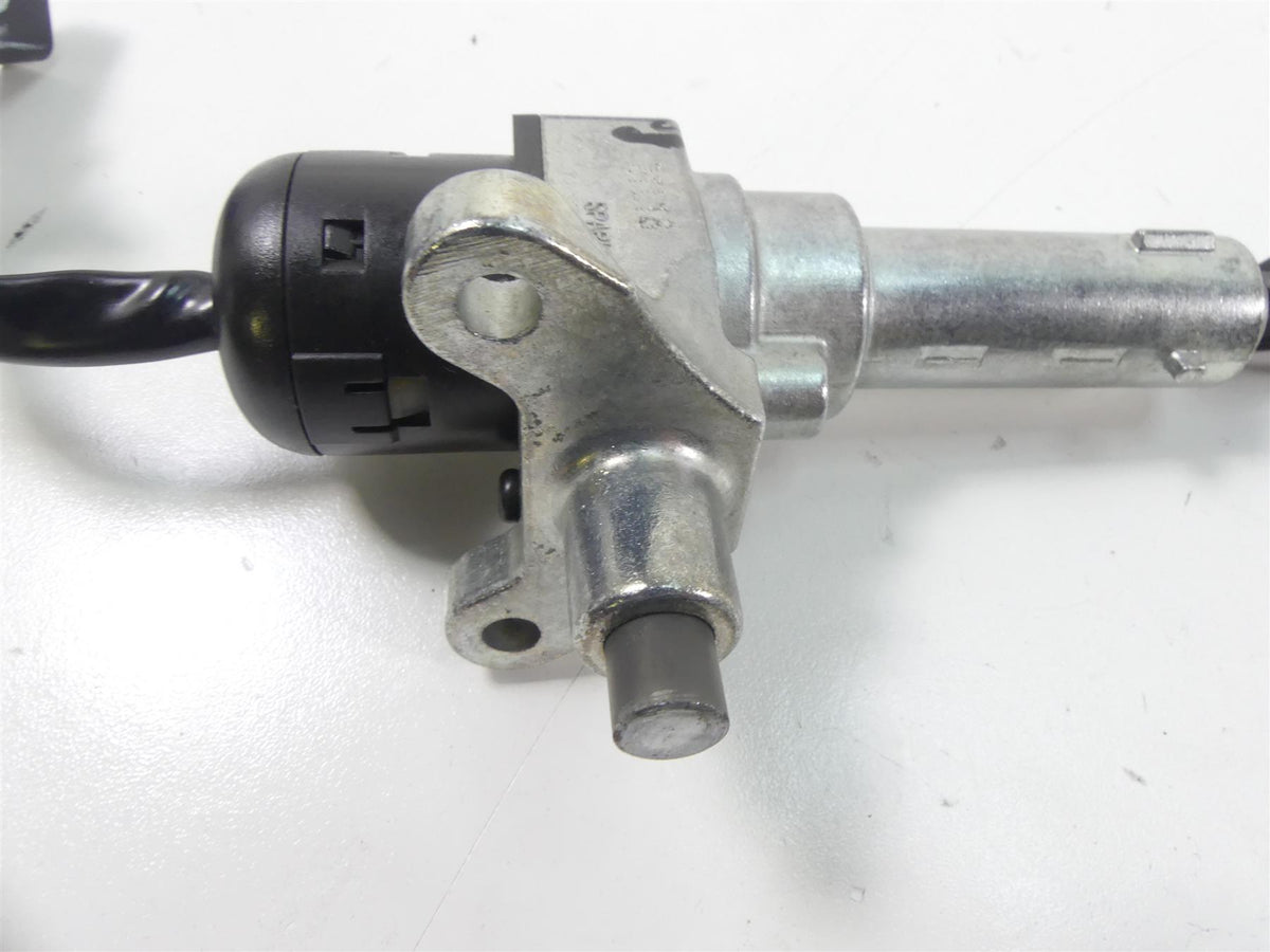 2019 Indian Motorcycle Co. FTR1200 Ignition Switch Key Lock Set 4017795 {{ shop.shopifyCountryName }} - Mototech271