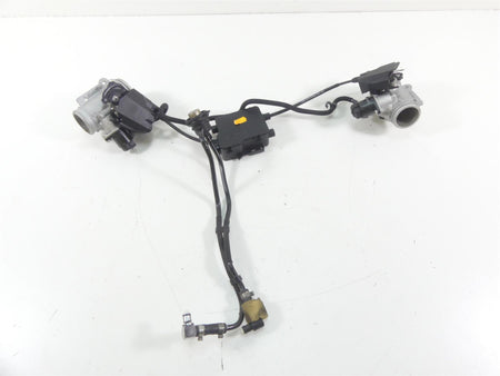2009 BMW R1200GS K25 Bing Throttle Body Bodies Fuel Inject Set -Read 13547672731 {{ shop.shopifyCountryName }} - Mototech271