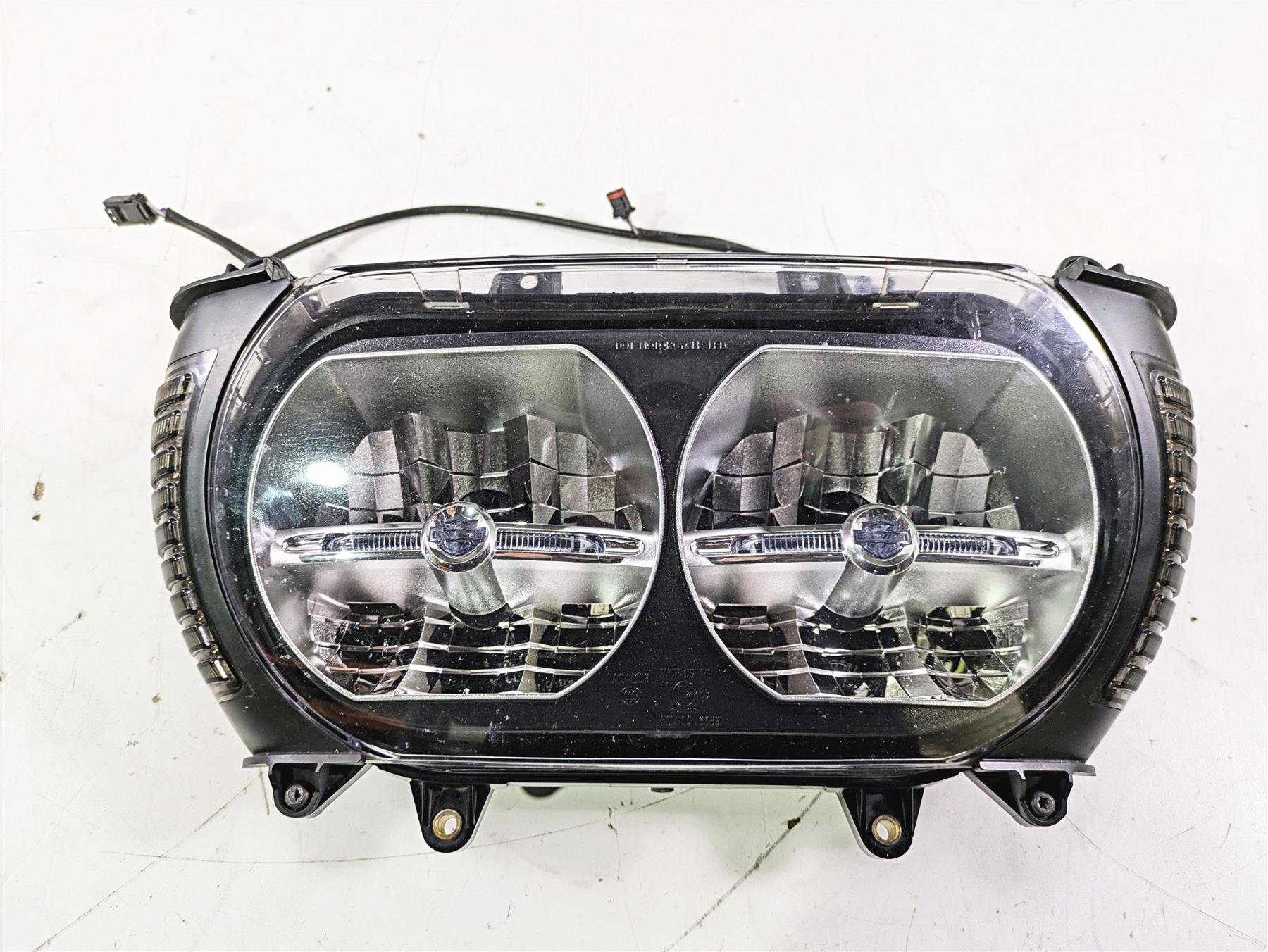 2016 Harley Touring FLTRX Road Glide Headlight Head Light Lamp 67700199 {{ shop.shopifyCountryName }} - Mototech271