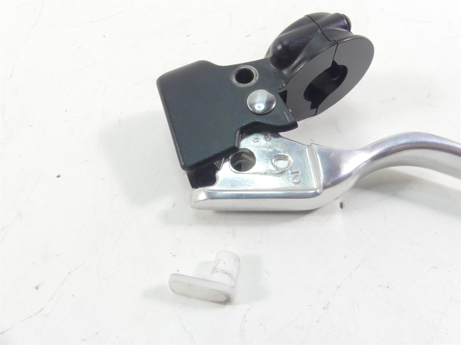 2021 Harley Softail FXBBS 114 Street Bob Clutch Perch & Lever 36700200 {{ shop.shopifyCountryName }} - Mototech271